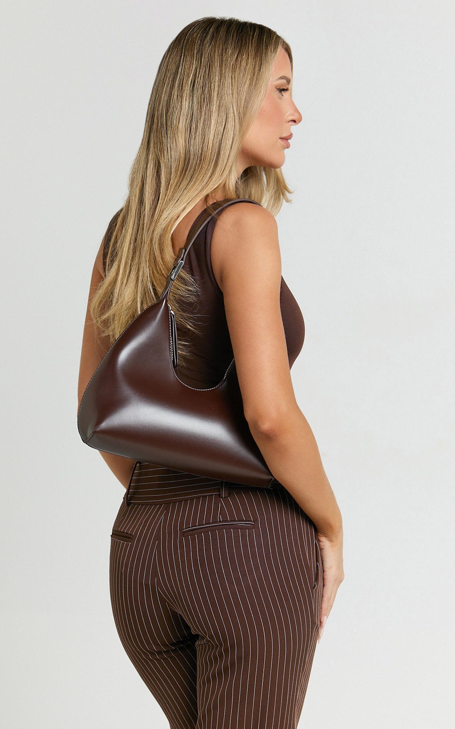 Calabasas Bag - PU Shoulder Bag in Chocolate Product Image