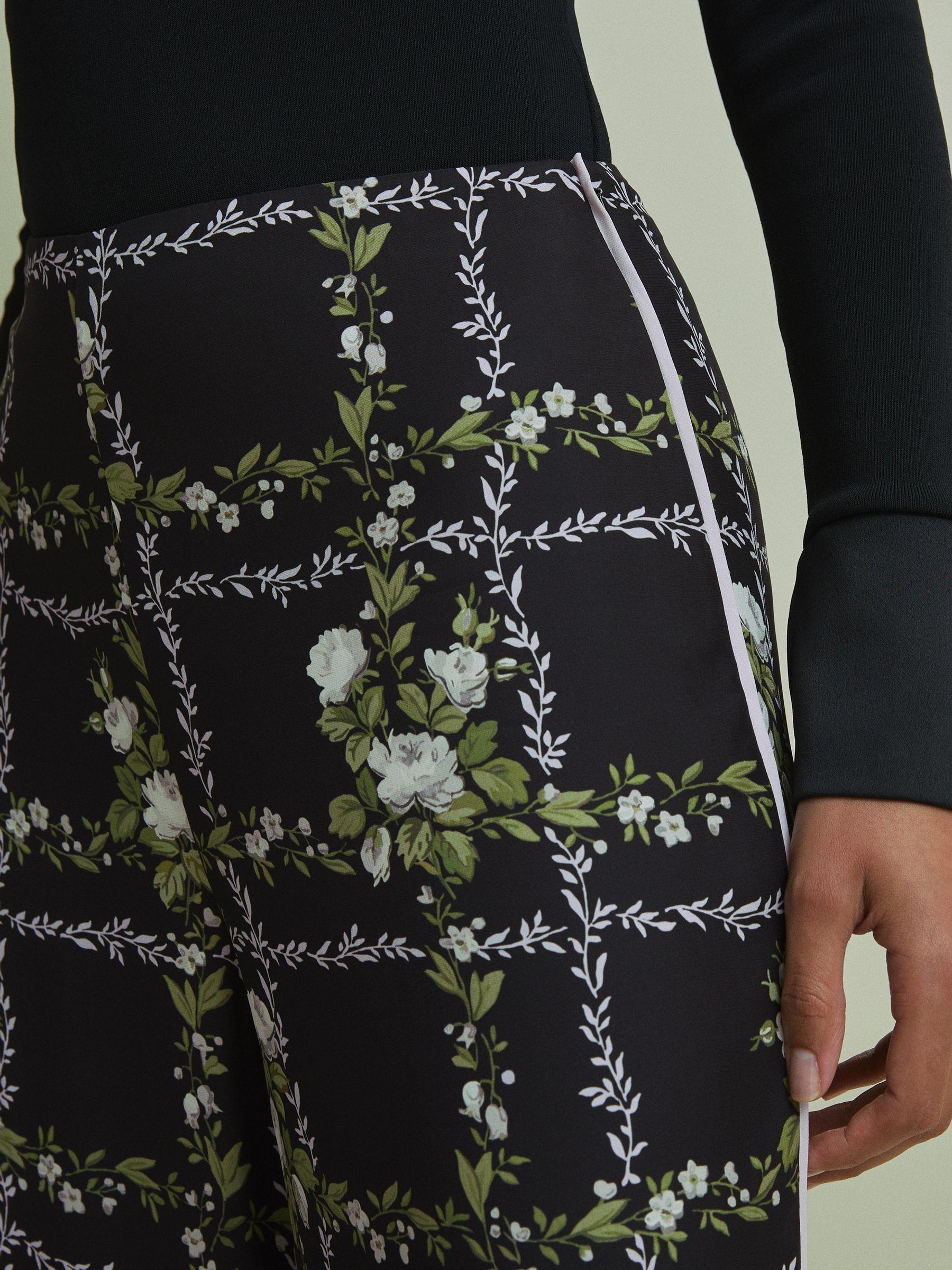 Florere High Rise Wide Leg Trousers in Black Product Image