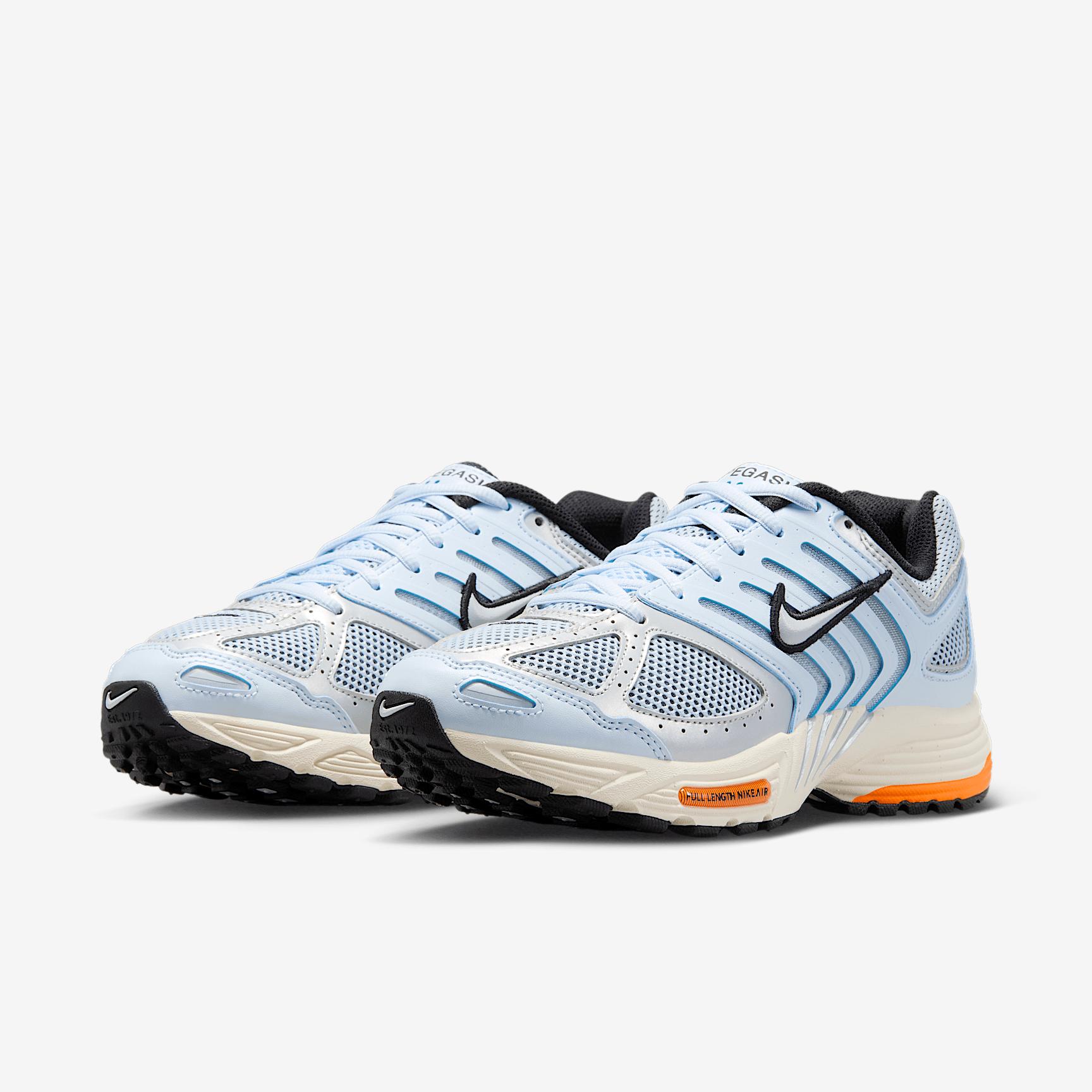 Nike Women's Air Pegasus 2005 Shoes Product Image