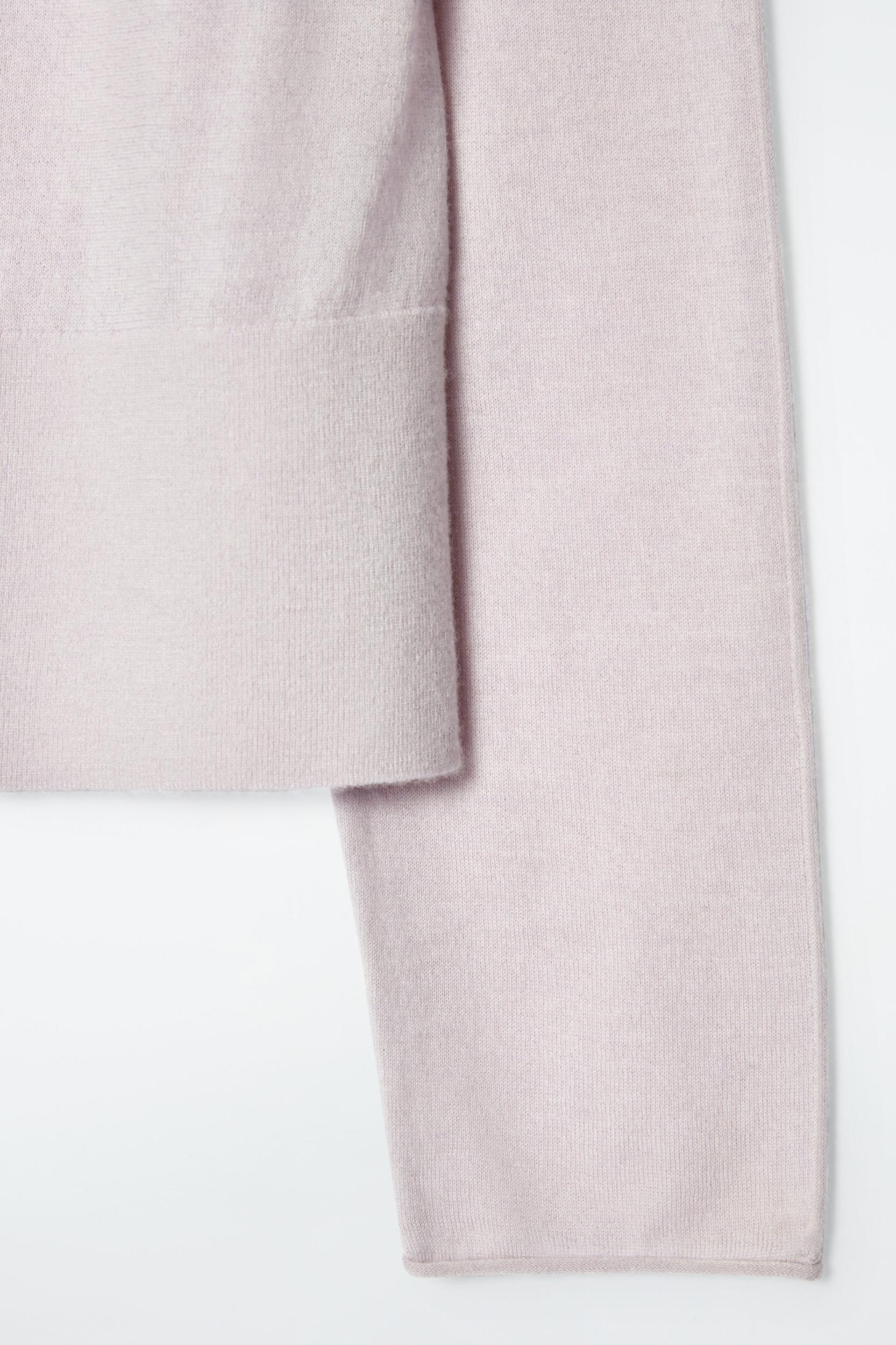 FINE PURE CASHMERE CARDIGAN Product Image