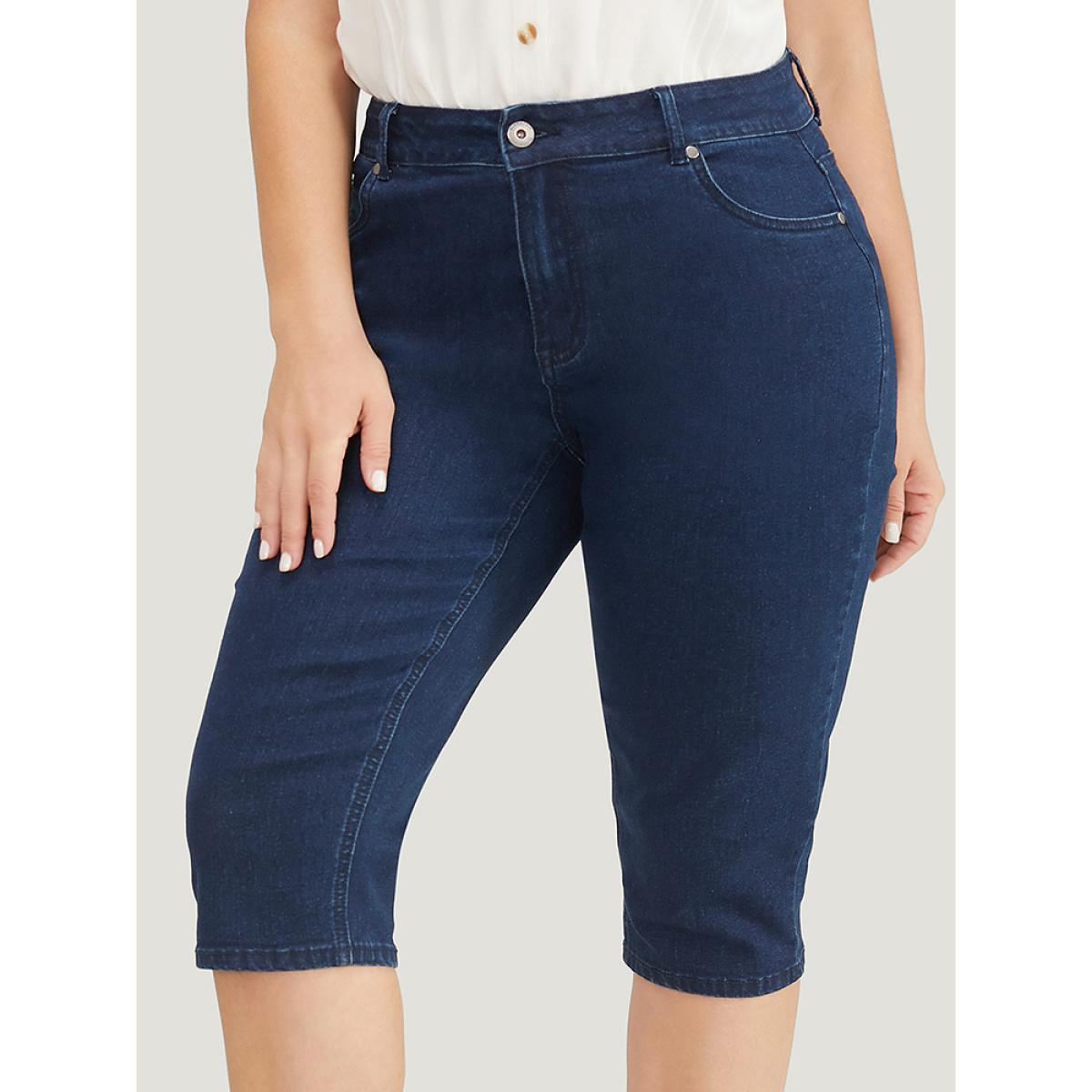 Plus Size Moderately Stretchy High Rise Knee Denim Shorts Women Midnight Elegant Plain Medium stretch Side seam pocket Jeans BloomChic 12/L Product Image