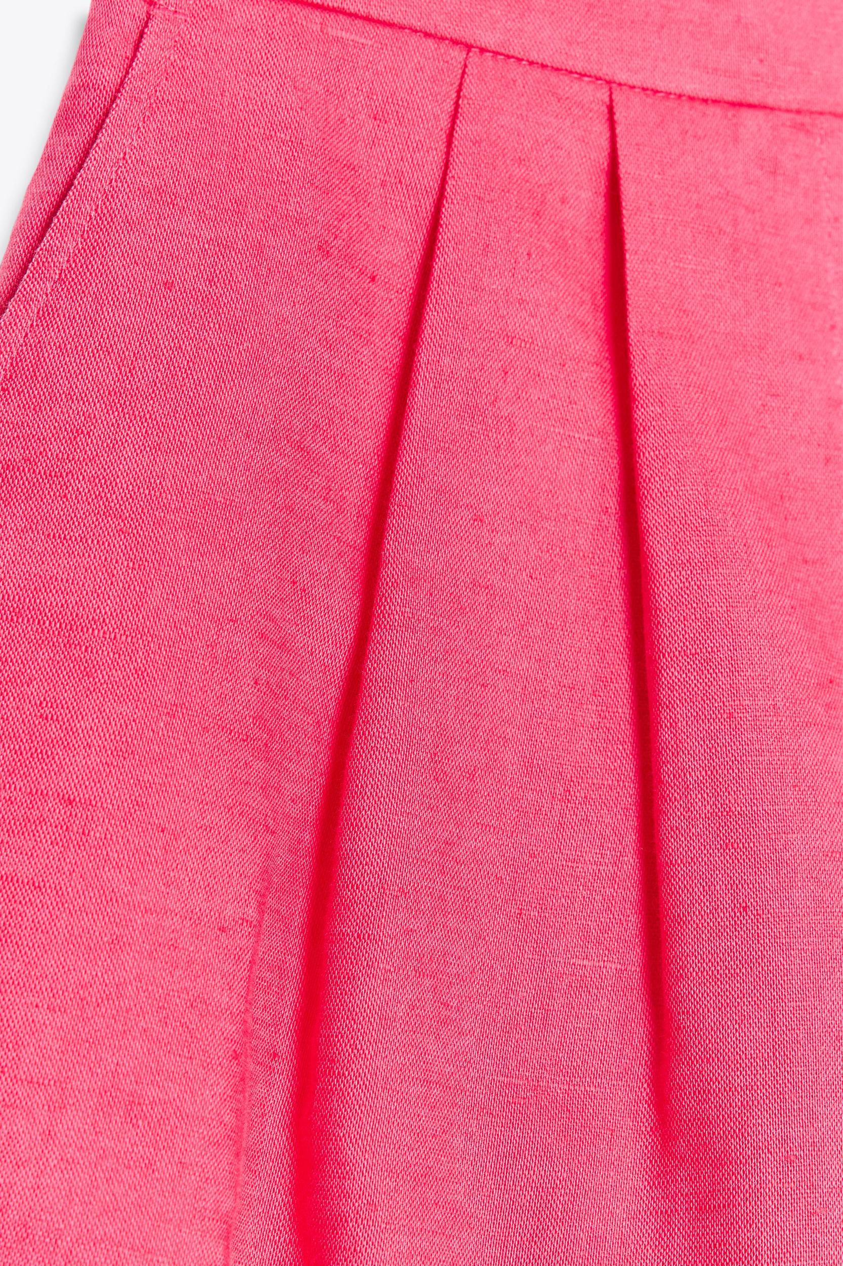 LINEN PLEATED SHORTS Product Image