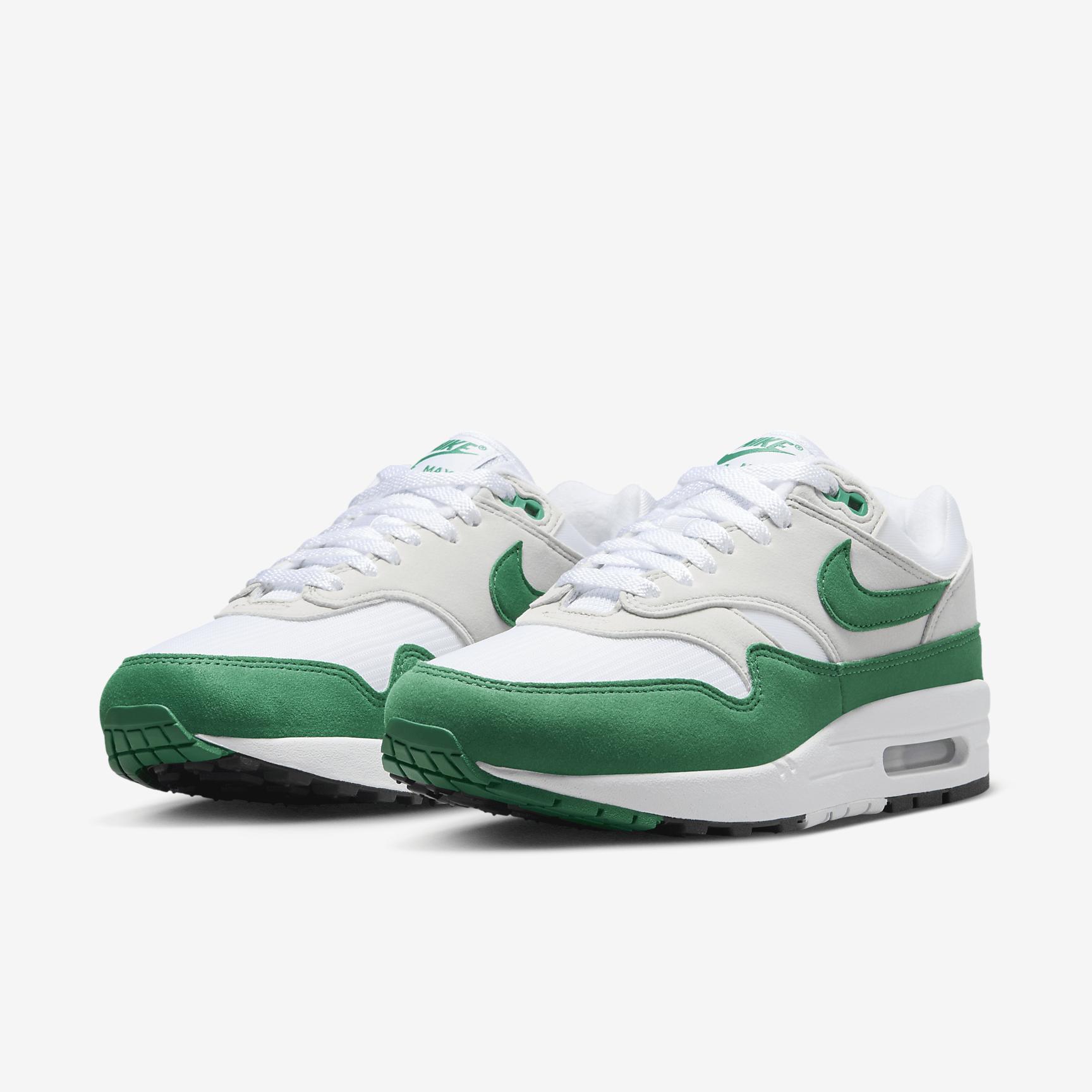 Womens Nike Air Max 1 Casual Shoes Product Image