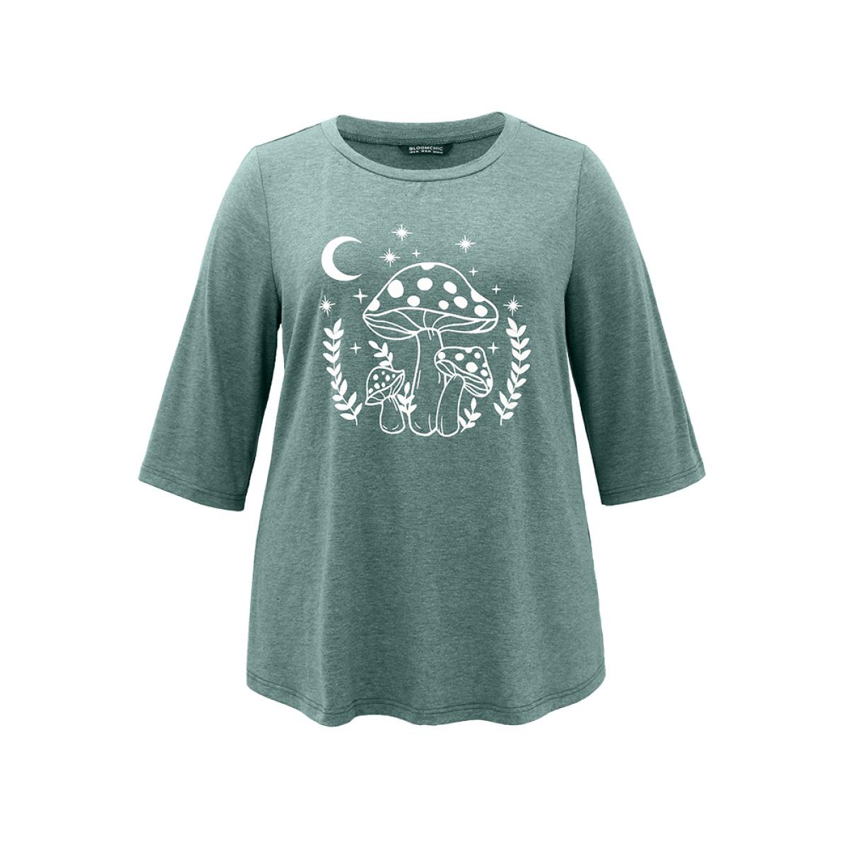 Plus Size Mushroom Print Round Neck T-shirt DarkGreen Women Casual Printed Natural Flowers Everyday T-shirts BloomChic 28/5X Product Image