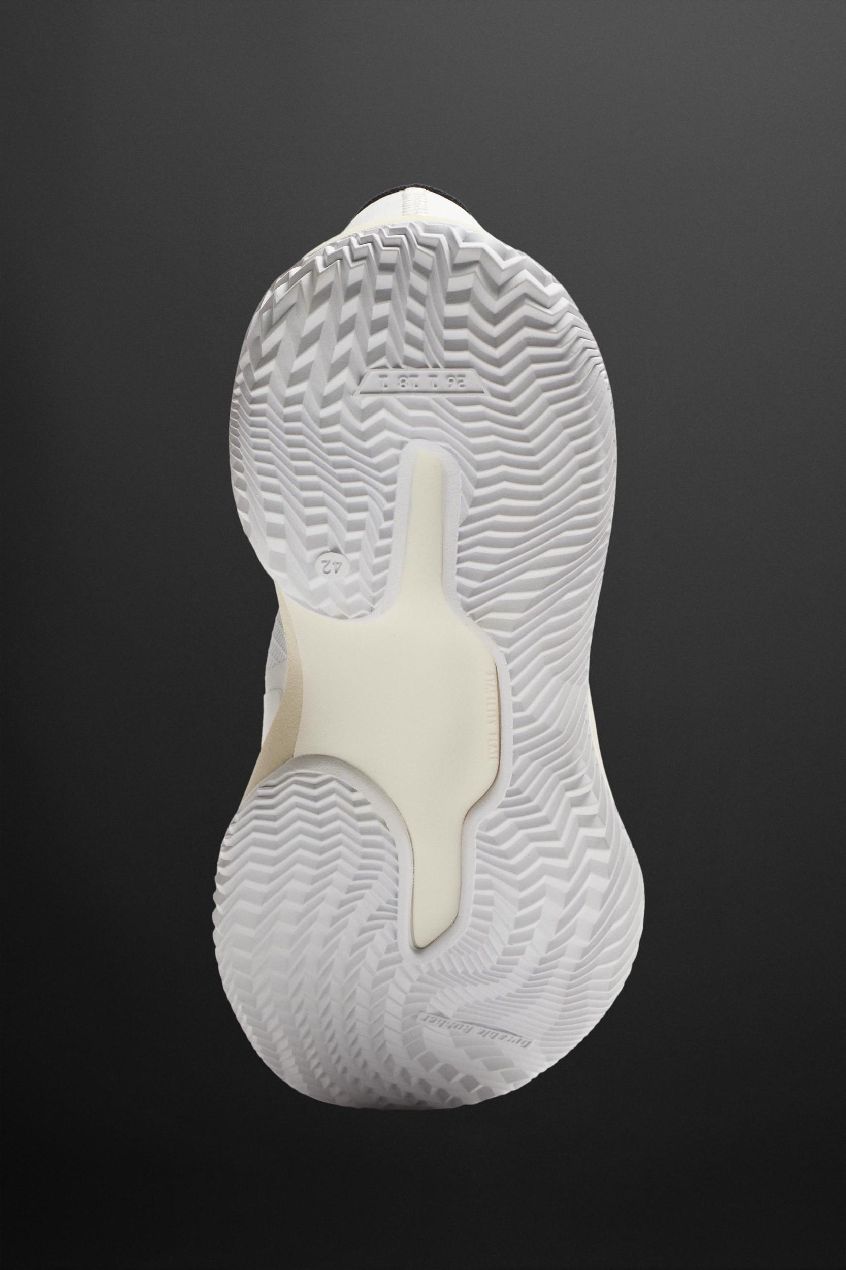 COURT SPORTS SNEAKERS Product Image