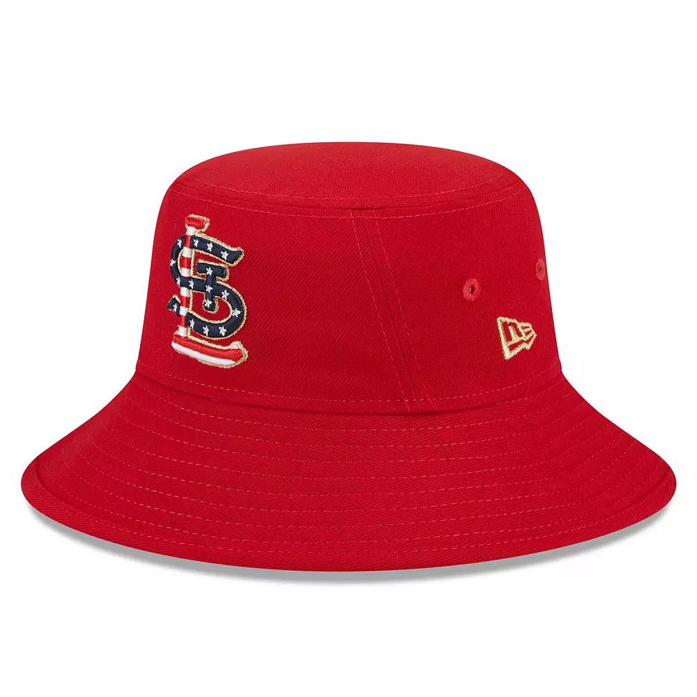 Men's New Era Red St. Louis Cardinals 2023 Fourth of July Bucket Hat Product Image