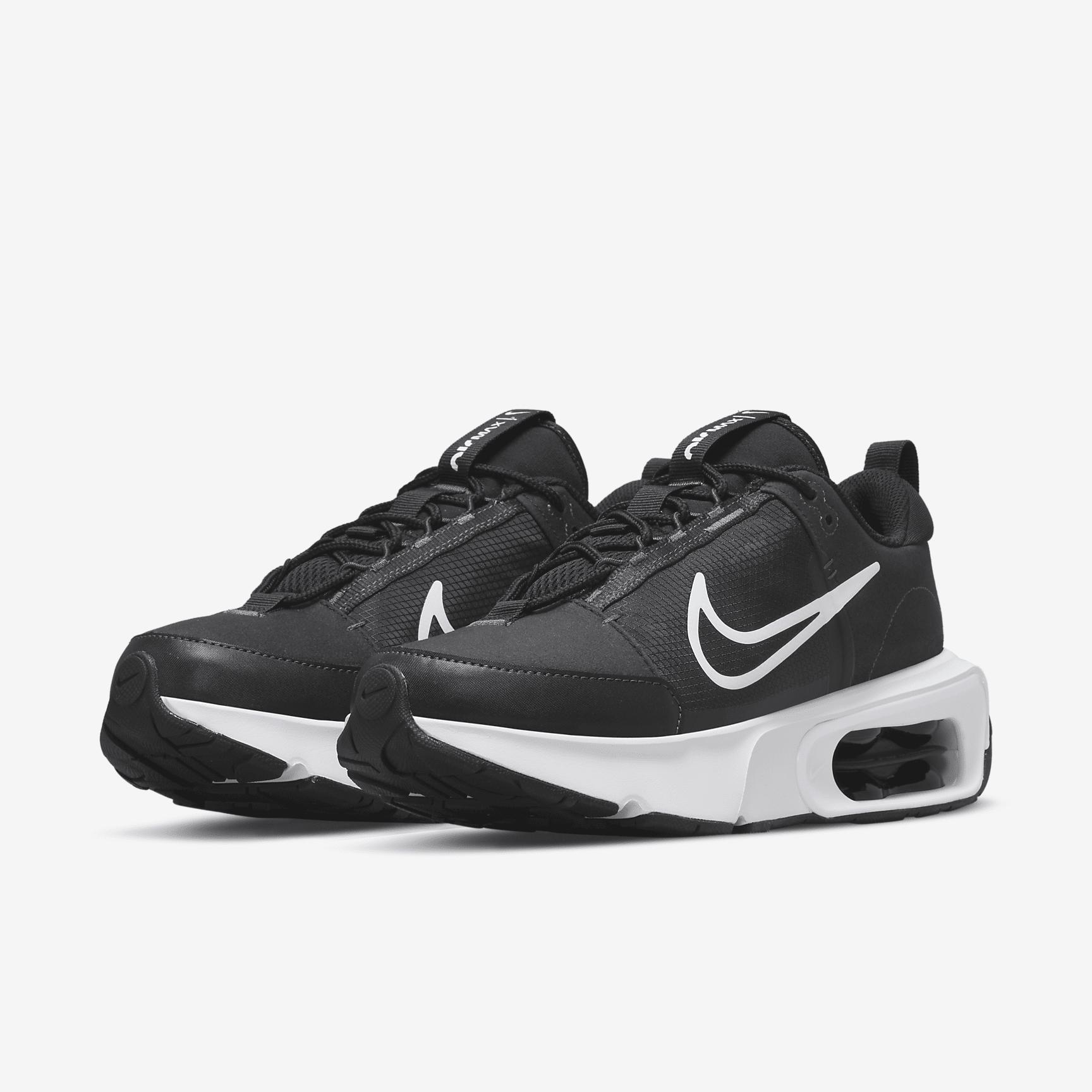 Nike Air Max INTRLK Women's Shoes Product Image