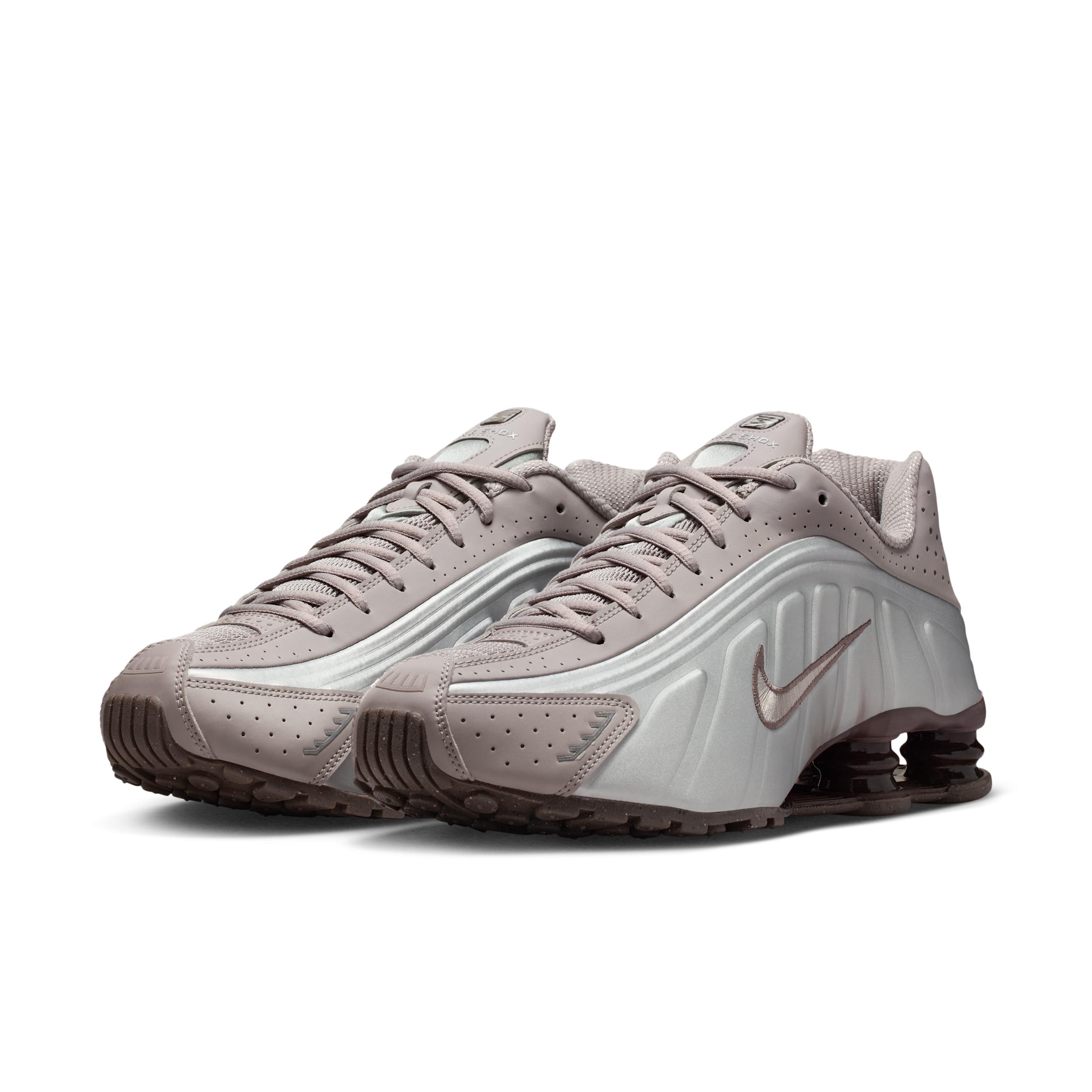 Nike Mens Shox R4 Shoes | HQ1988-400 Product Image