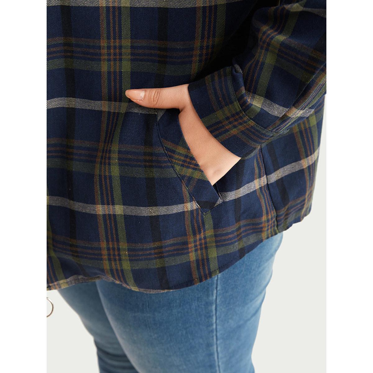 Plus Size Plaid Lapel Collar Pocket Zipper Fly Coat Women Indigo Zipper Pocket Dailywear Jackets BloomChic 18-20/2X Product Image
