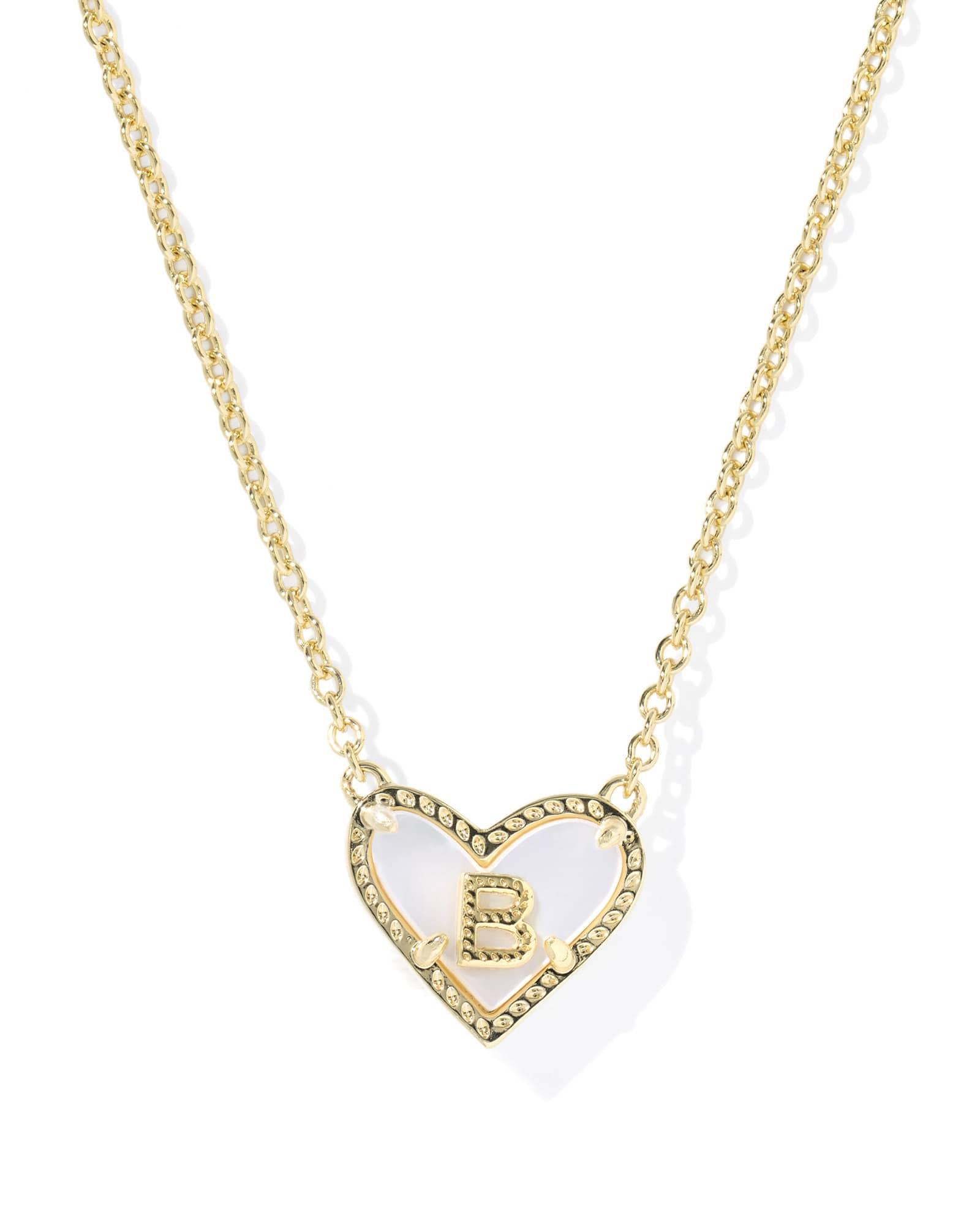 Ari Heart Letter G Gold Short Pendant Necklace Product Image