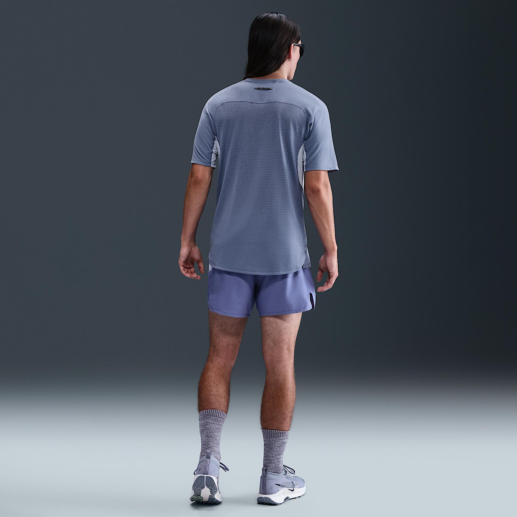 Nike Mens Solar Chase Dri-FIT ADV Short-Sleeve Running Top | HJ3580-499 Product Image