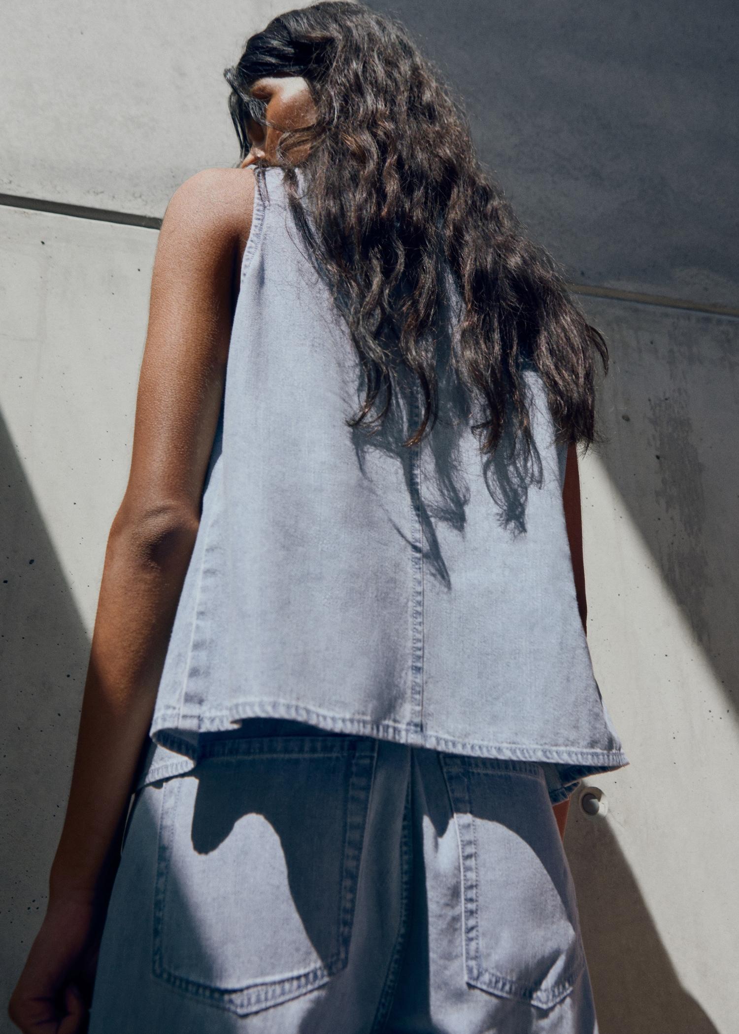 Buttoned denim gilet - Women | MANGO USA Product Image