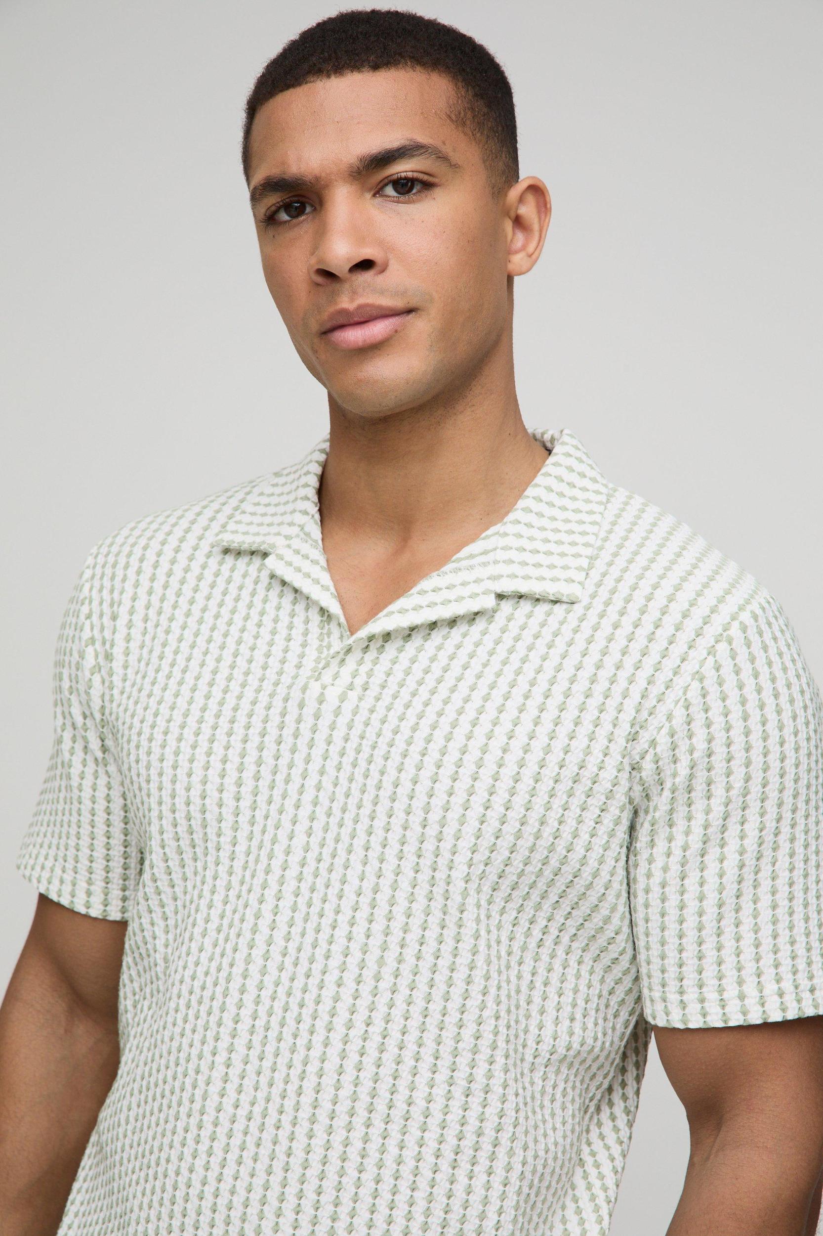 Slim Fit Jacquard Stripe Revere Polo | boohooMAN USA Product Image