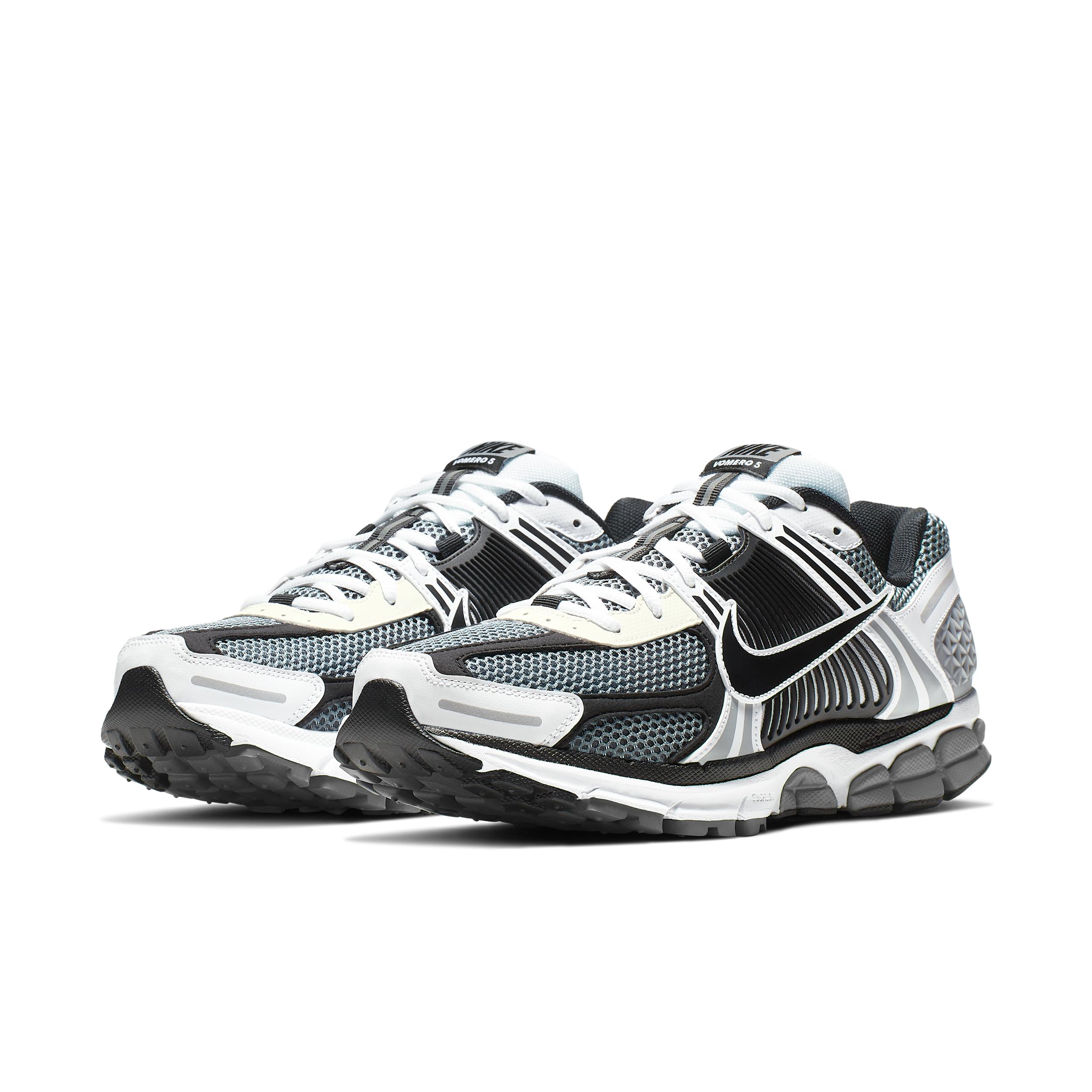 Nike Mens Zoom Vomero 5 SE SP Shoes | CI1694-001 Product Image