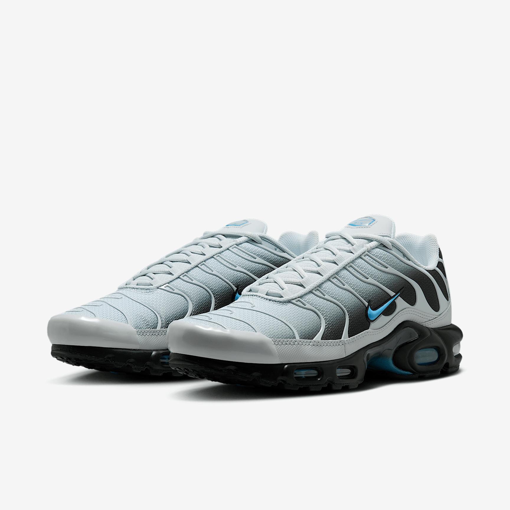Nike Men's Air Max Plus Shoes Product Image