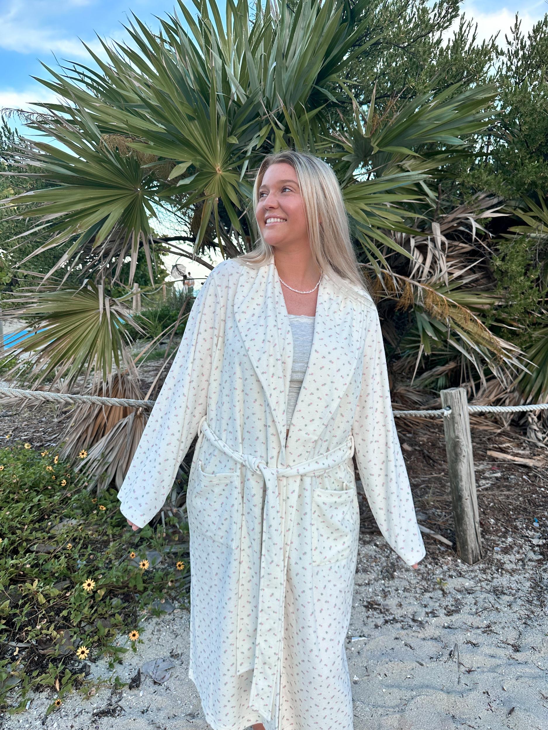 Pink Roses Dream Hotel Robe Product Image