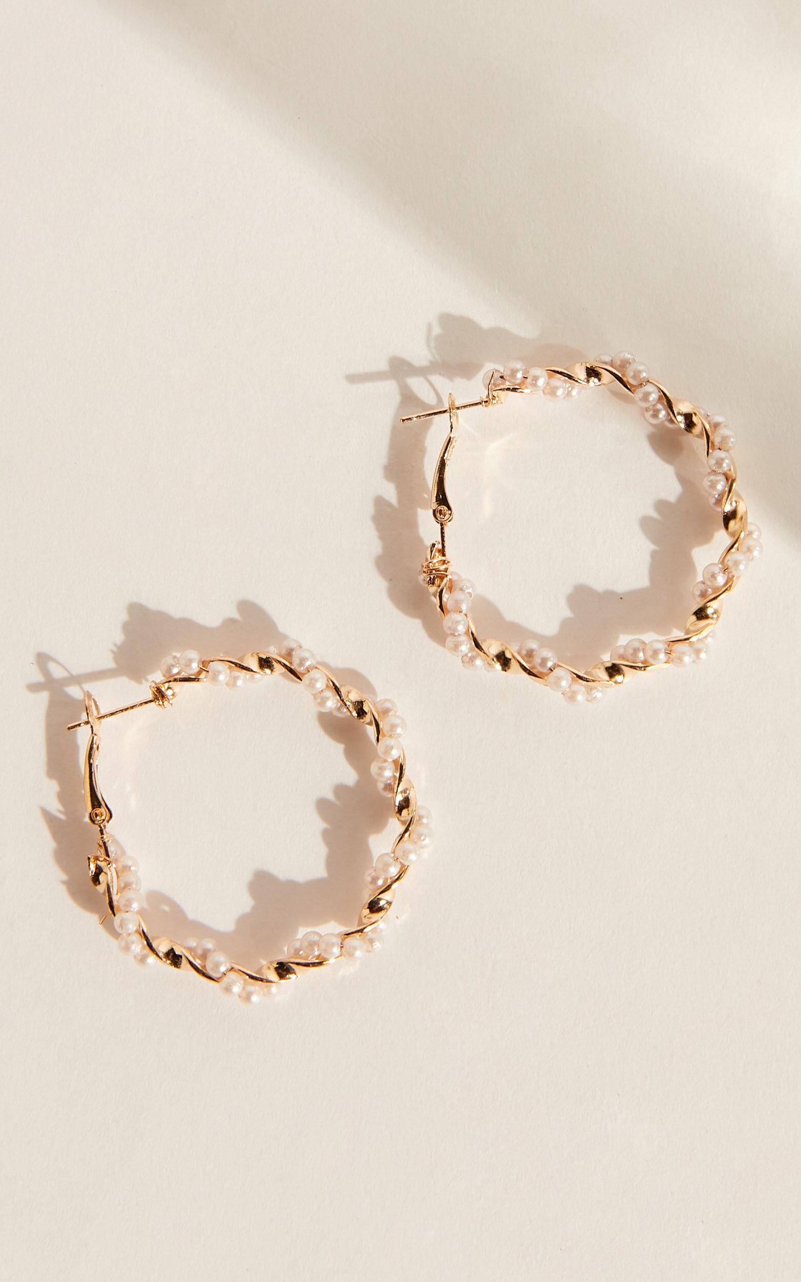 Bev Hoop Earrings in Gold and Pearl Product Image
