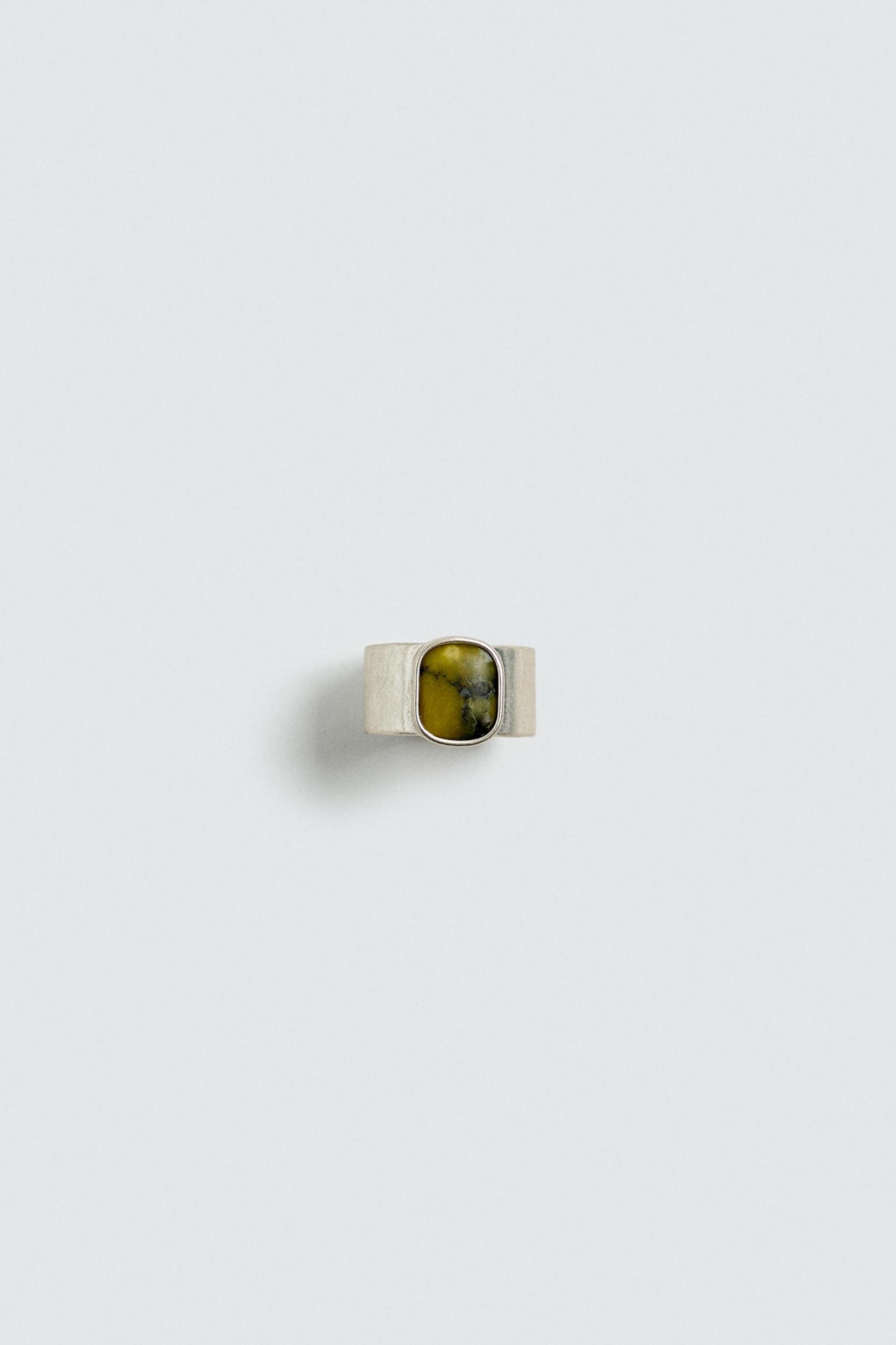 STONE SIGNET RING Product Image