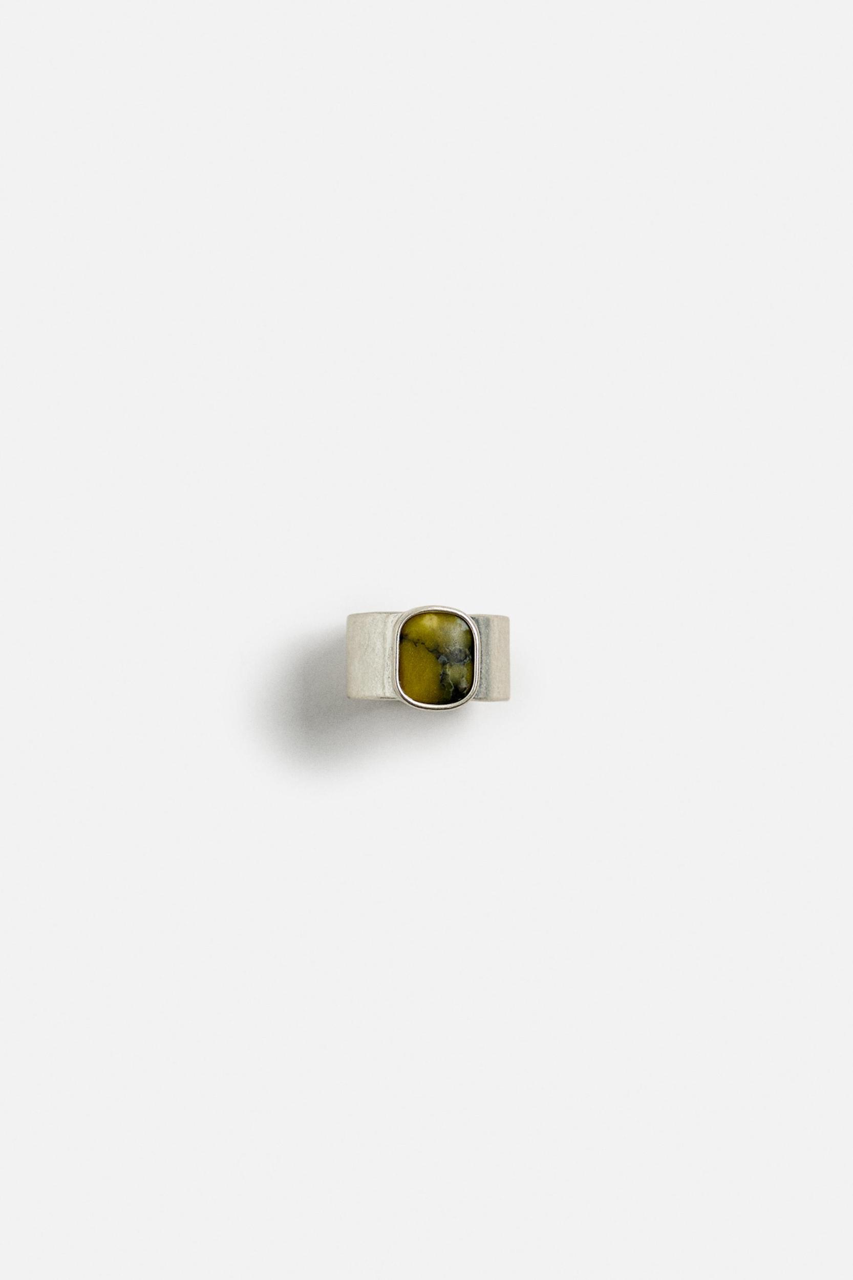 STONE SIGNET RING Product Image