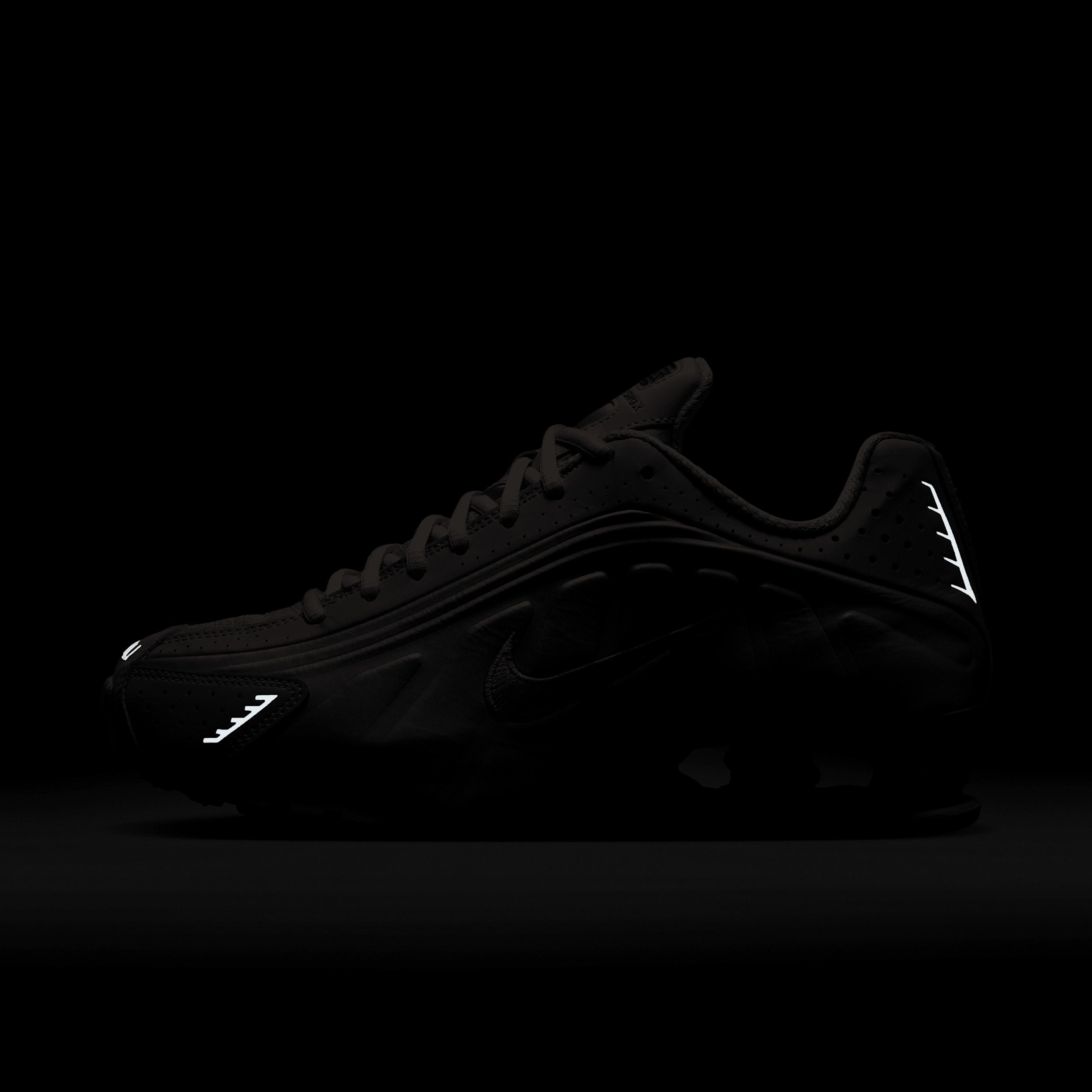 Nike Womens Shox R4 Shoes | AR3565-007 Product Image