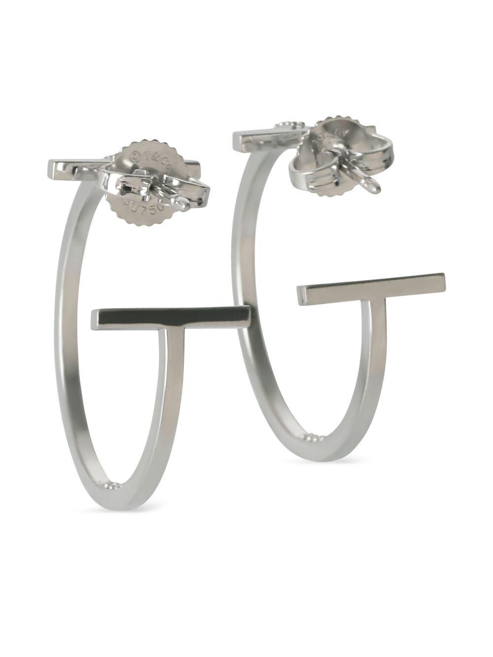 18kt white gold T diamond hoop earrings Product Image