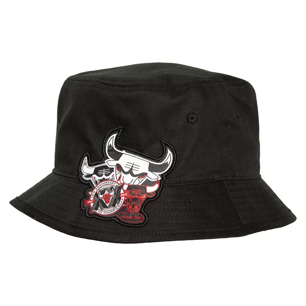 Men's Mitchell & Ness Black Chicago Bulls 20th Anniversary Bucket Hat, Size: Small/Medium Product Image