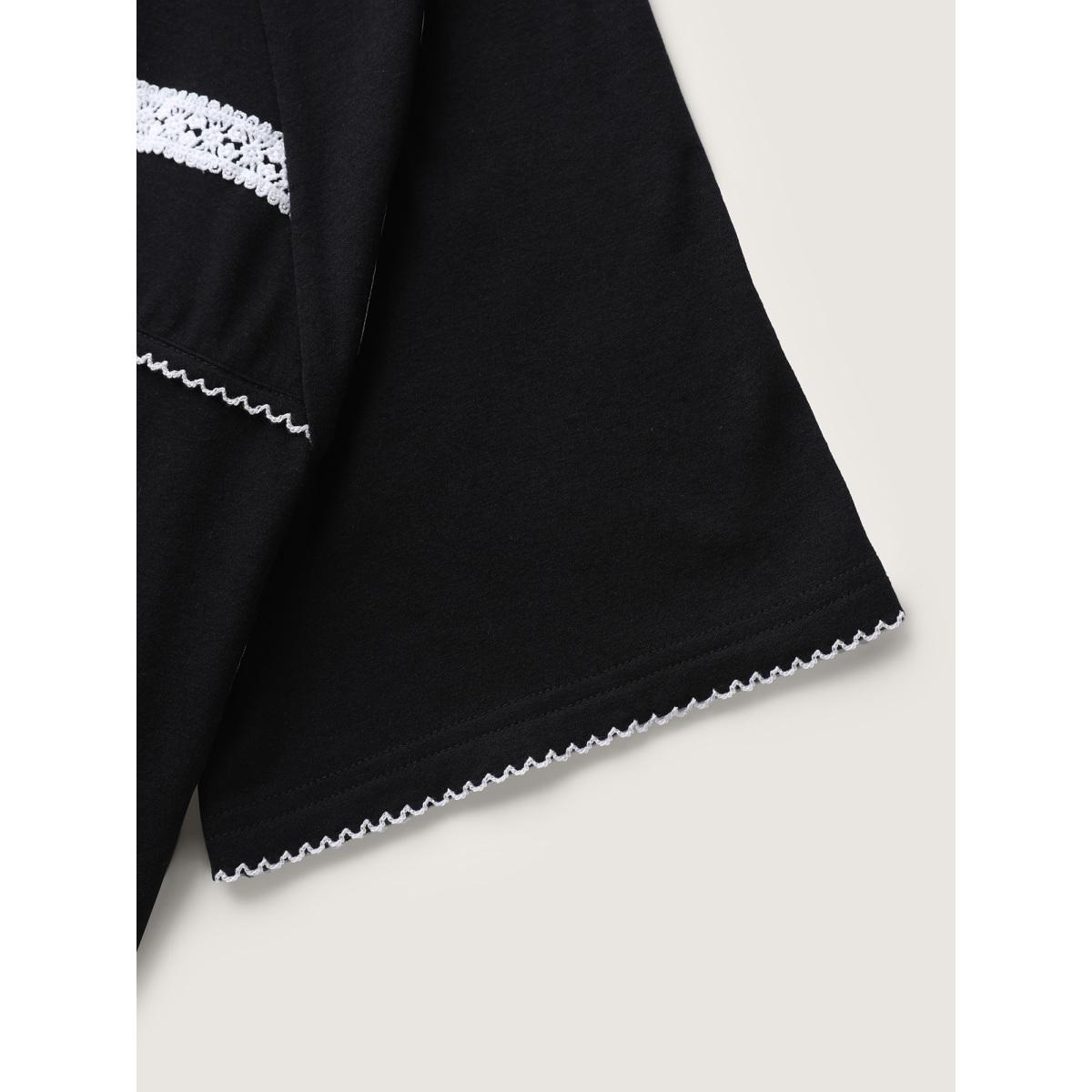 Plus Size Lace Color Contrast Pleated T-Shirt Black Women Boho Woven ribbon&lace trim Round Neck Vacation T-shirts BloomChic 14-16/1X Product Image