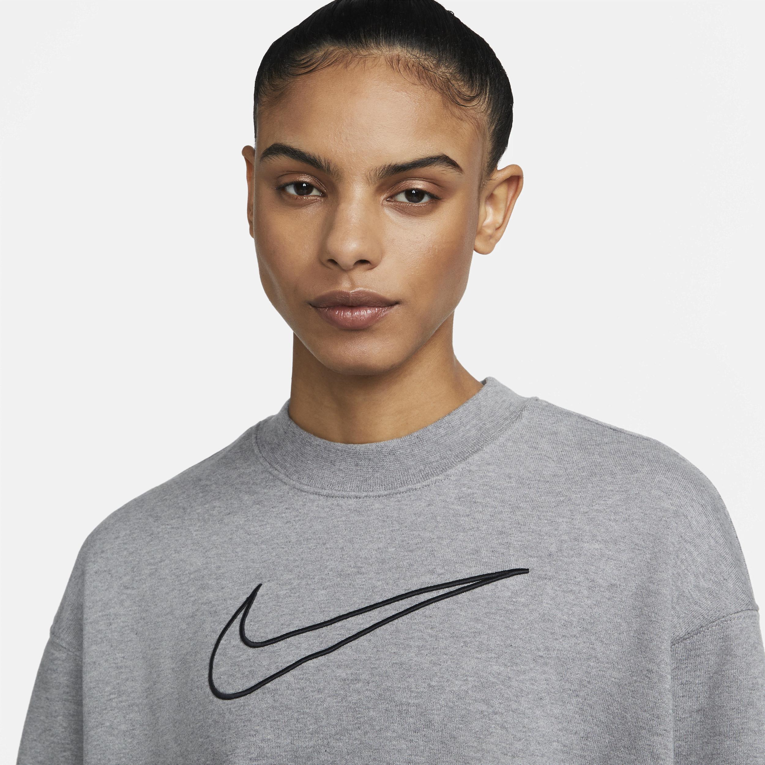 Nike Womens Dri-FIT Get Fit Graphic Crewneck Sweatshirt | DQ5542-091 Product Image