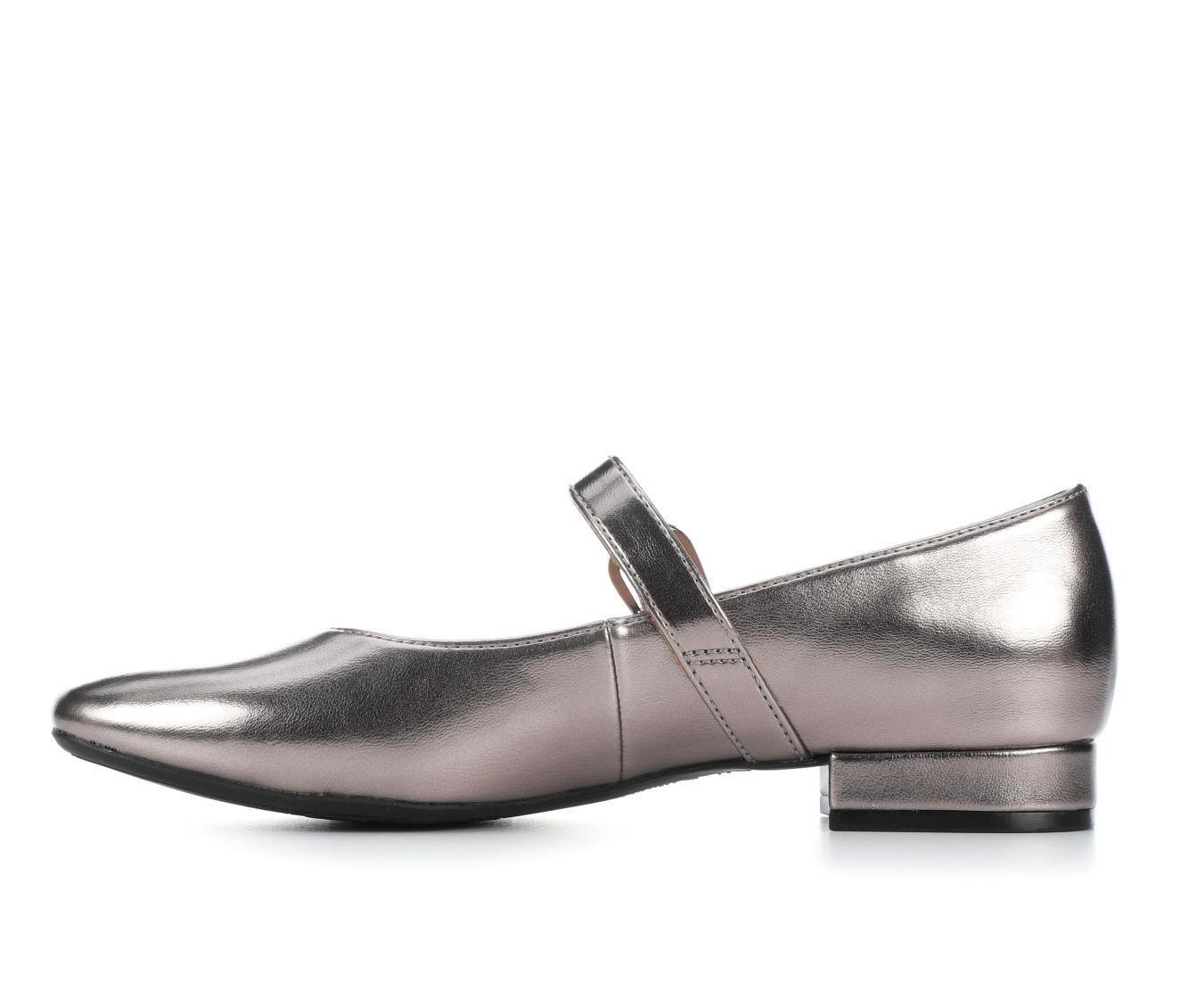 Women's LifeStride Cameo Mary Jane Pumps Product Image