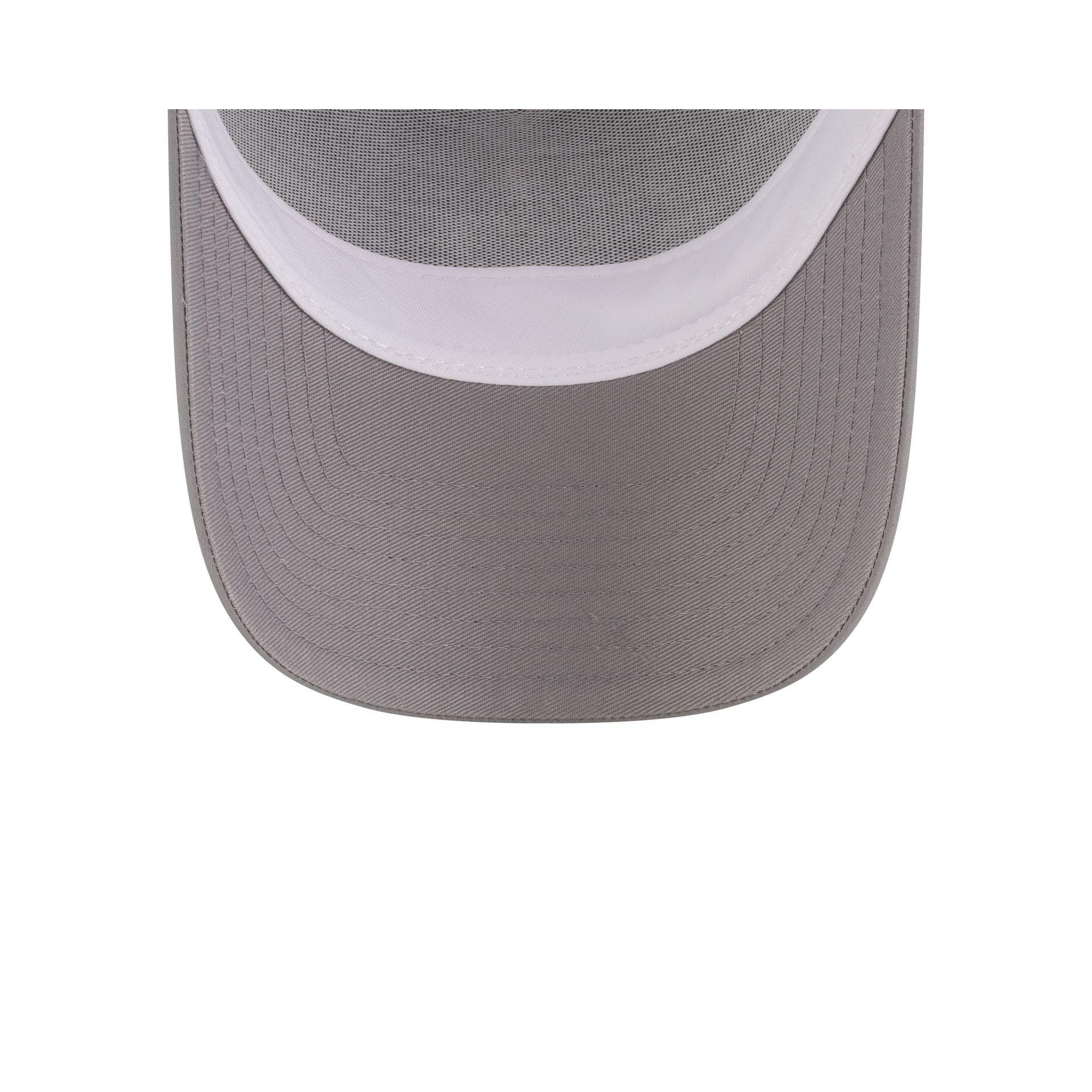 Manchester United FC Iridescent 9FORTY A-Frame Trucker Hat Male Product Image