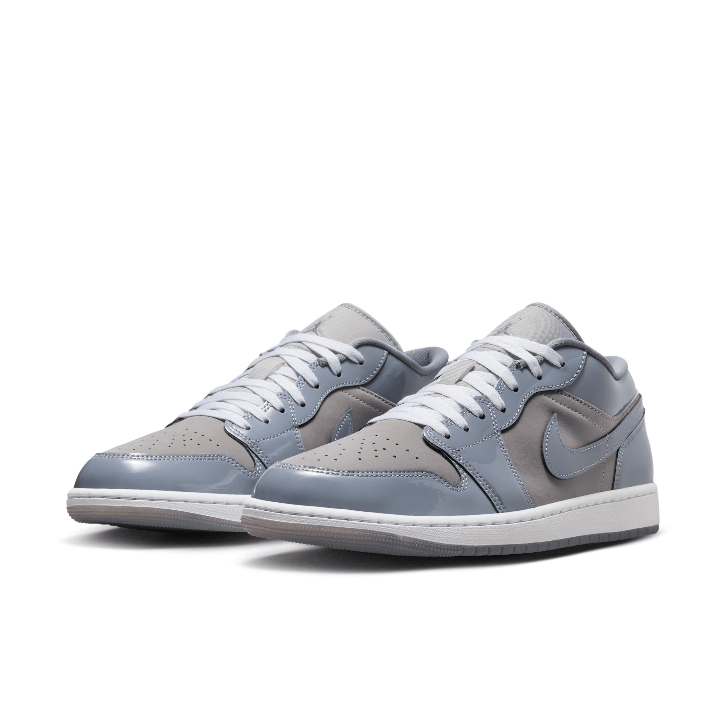 Jordan Mens Air Retro 1 Low SE Casual Shoes Product Image