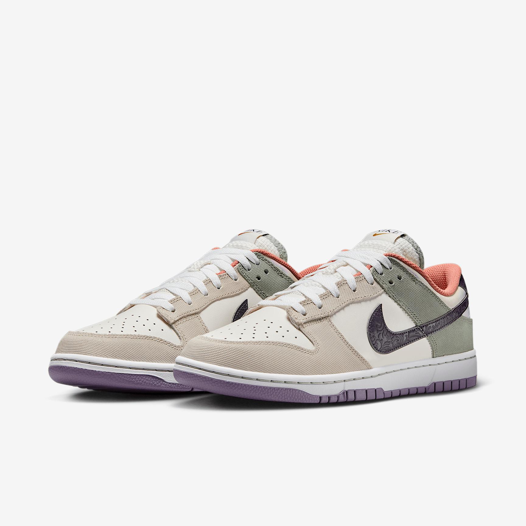 Nike Men's Dunk Low Retro SE Shoes Product Image