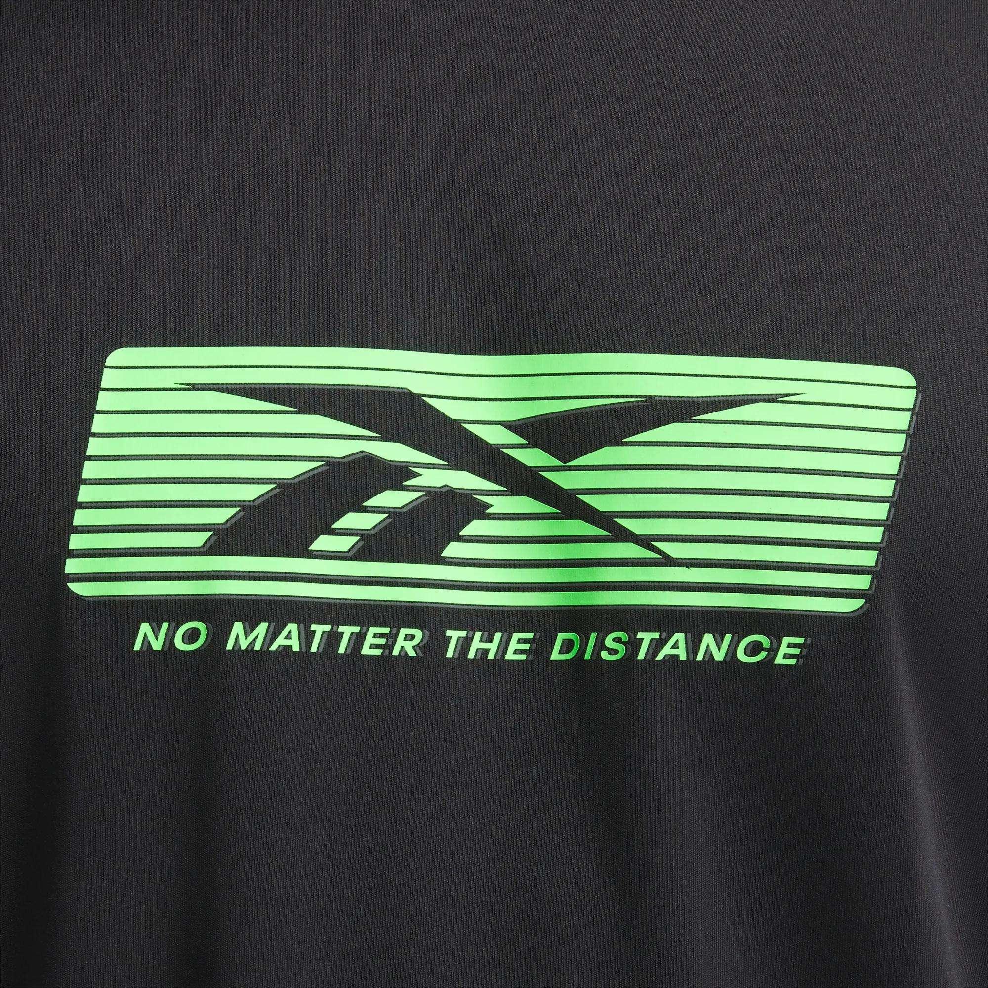 Men's No Matter the Distance Graphic T-Shirt Male Product Image