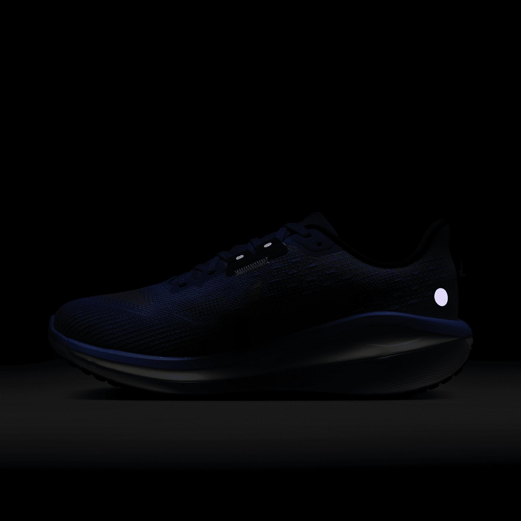 Nike Vomero 17 Women's Road Running Shoes Product Image