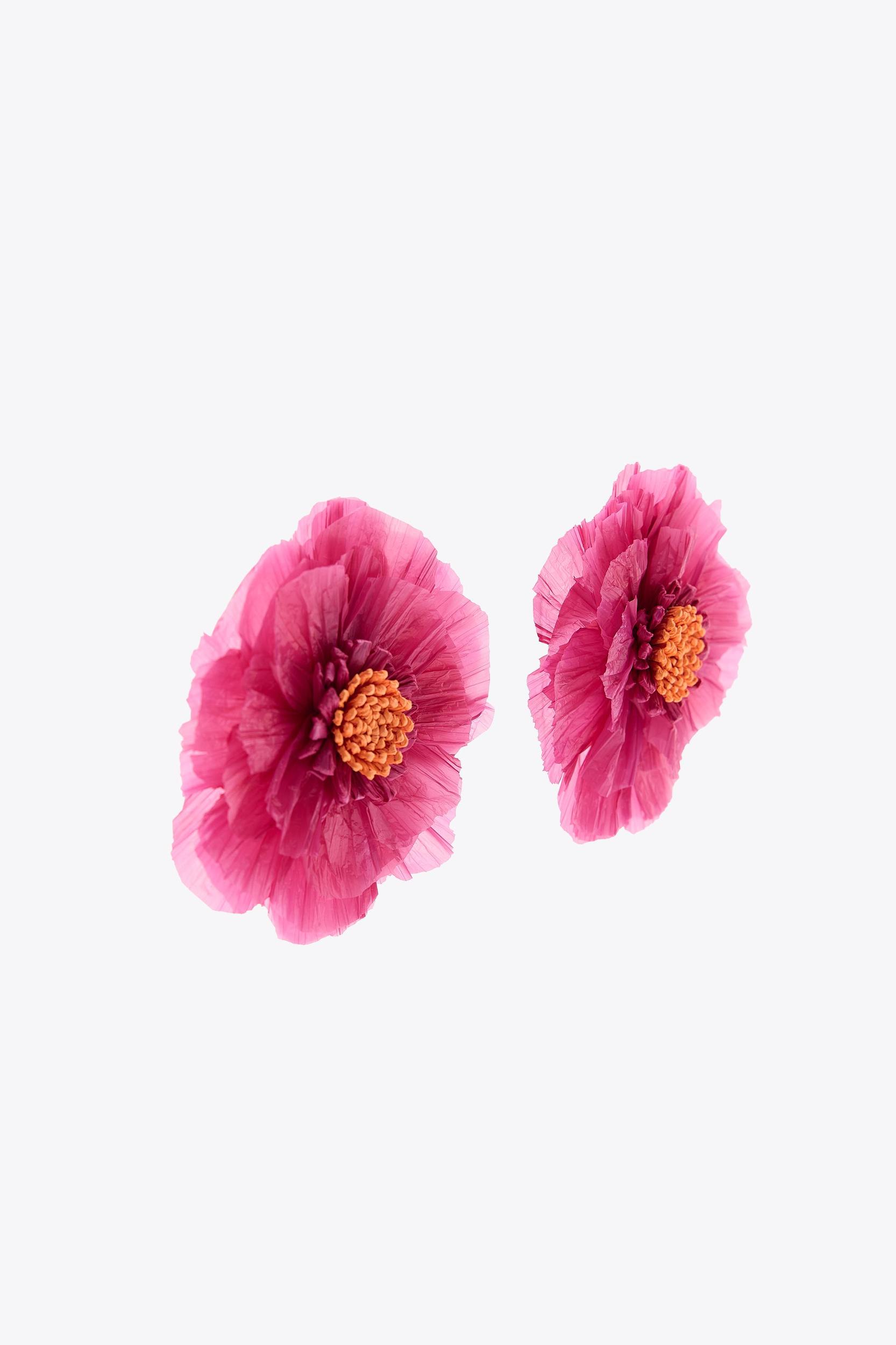 RAFFIA FLOWER EARRINGS Product Image