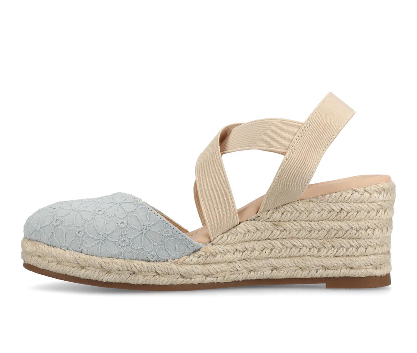 Women's Journee Collection Ashlee Wedges Product Image