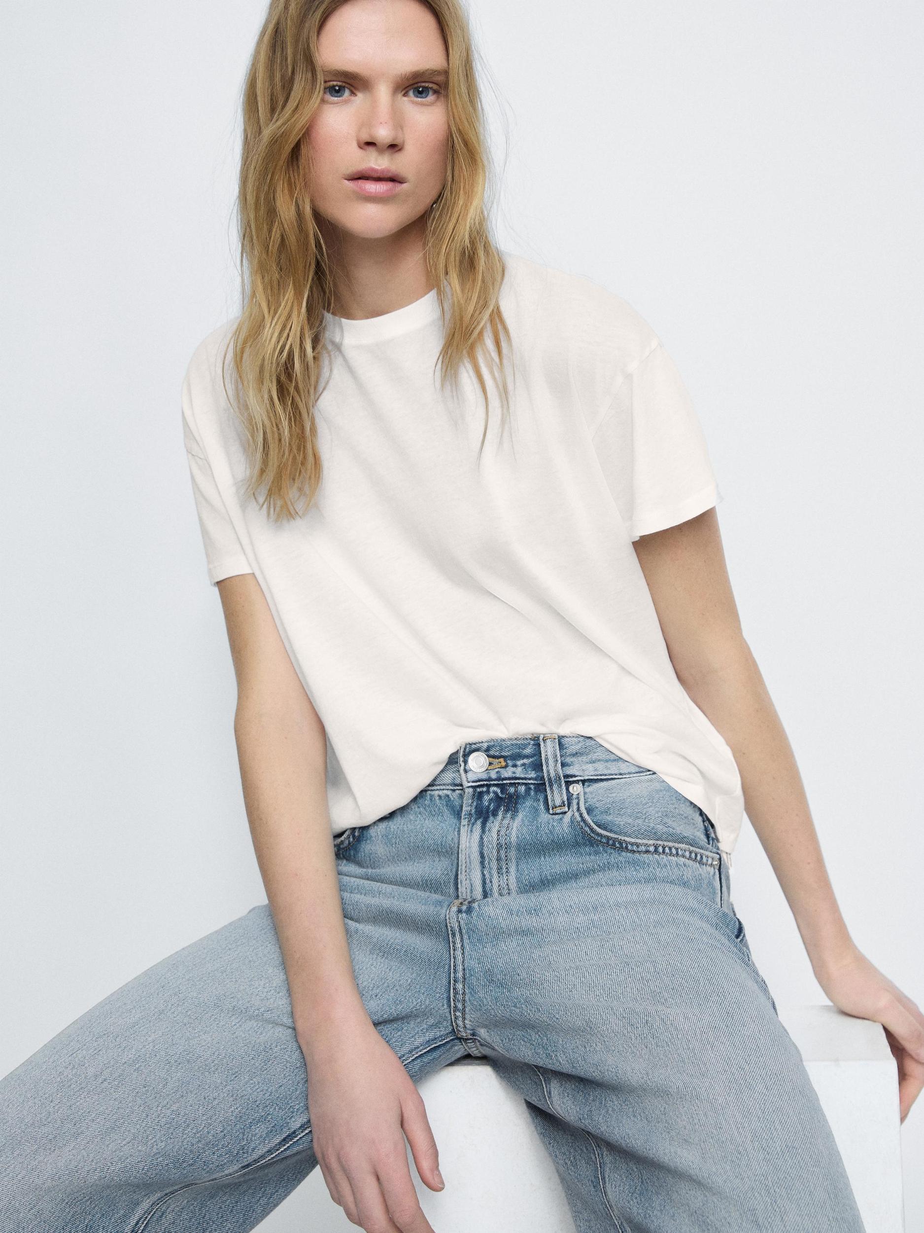 High-waist wide-leg jeans Product Image