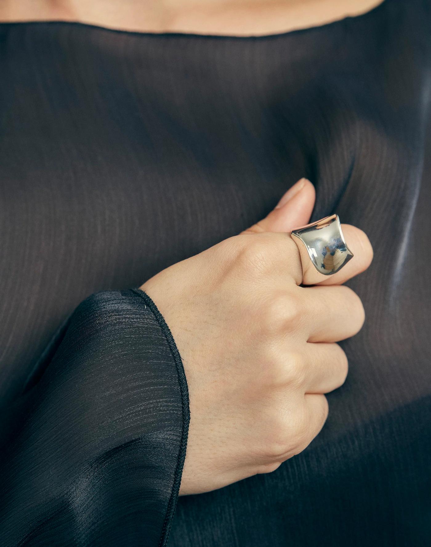 Maslo Jewelry Arp Ring Sterling Silver Product Image