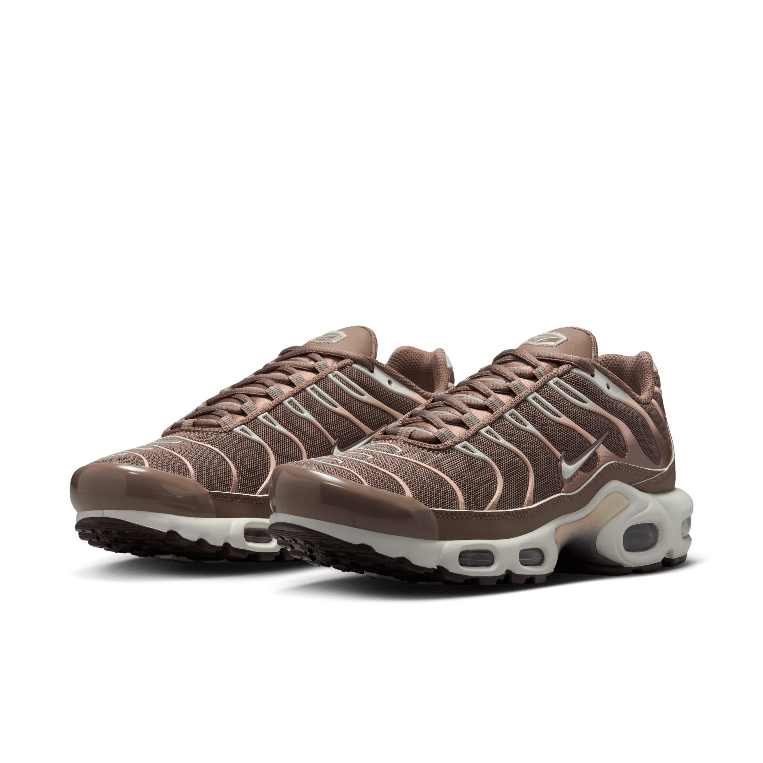 Nike Women's Air Max Plus Shoes Product Image