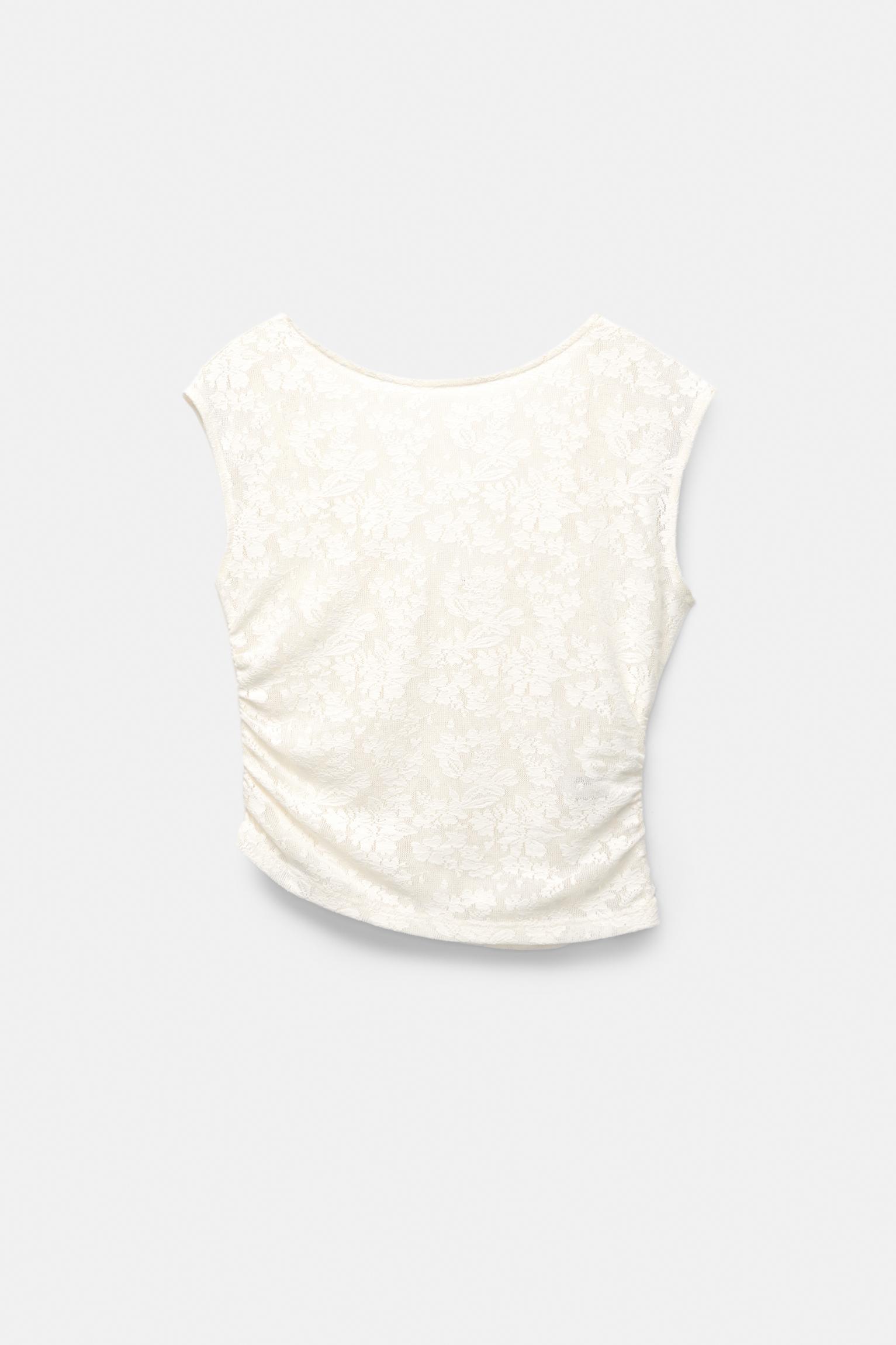 Rustic floral top Product Image