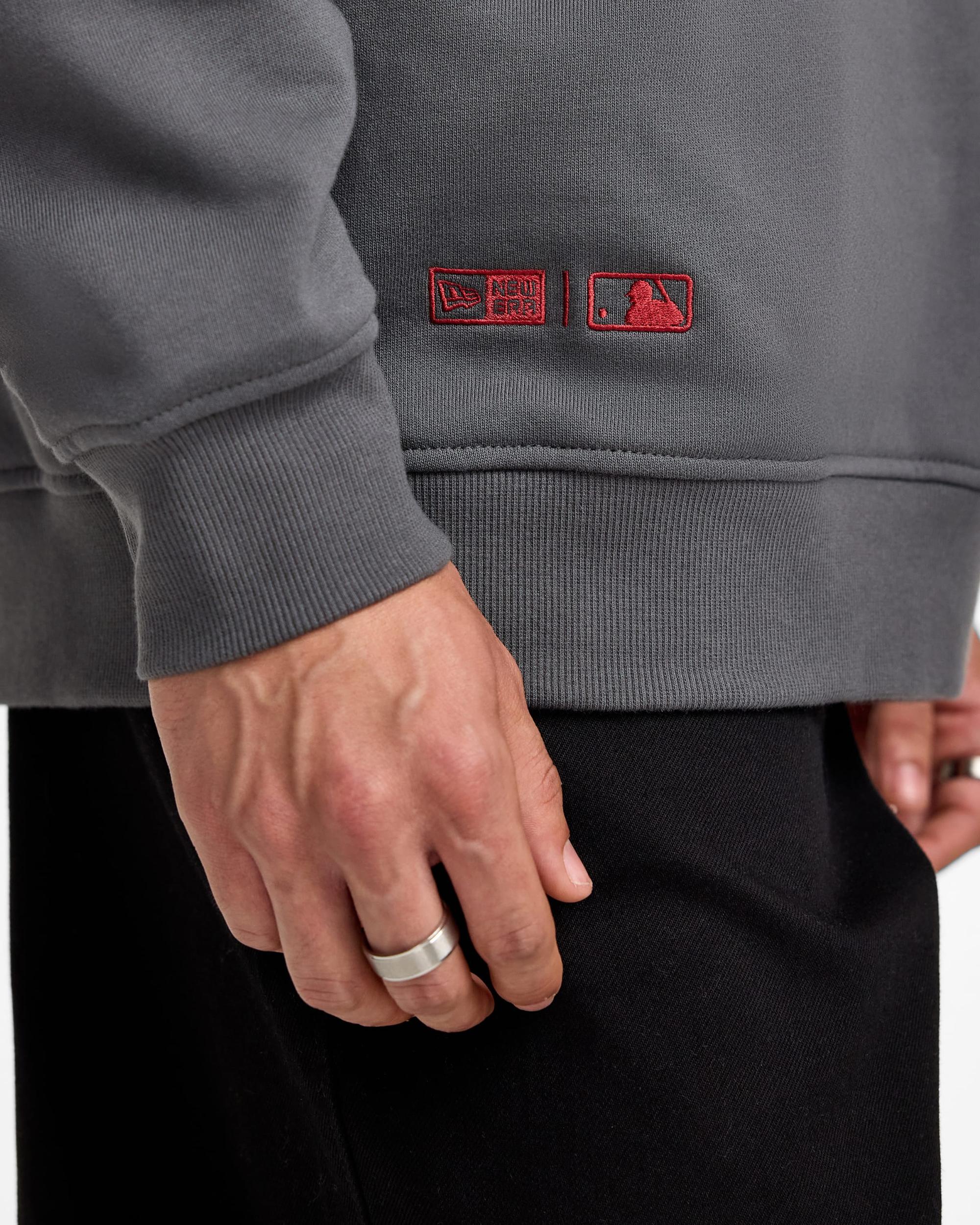 New York Mets Point Logo Puffins Bill Crewneck Male Product Image