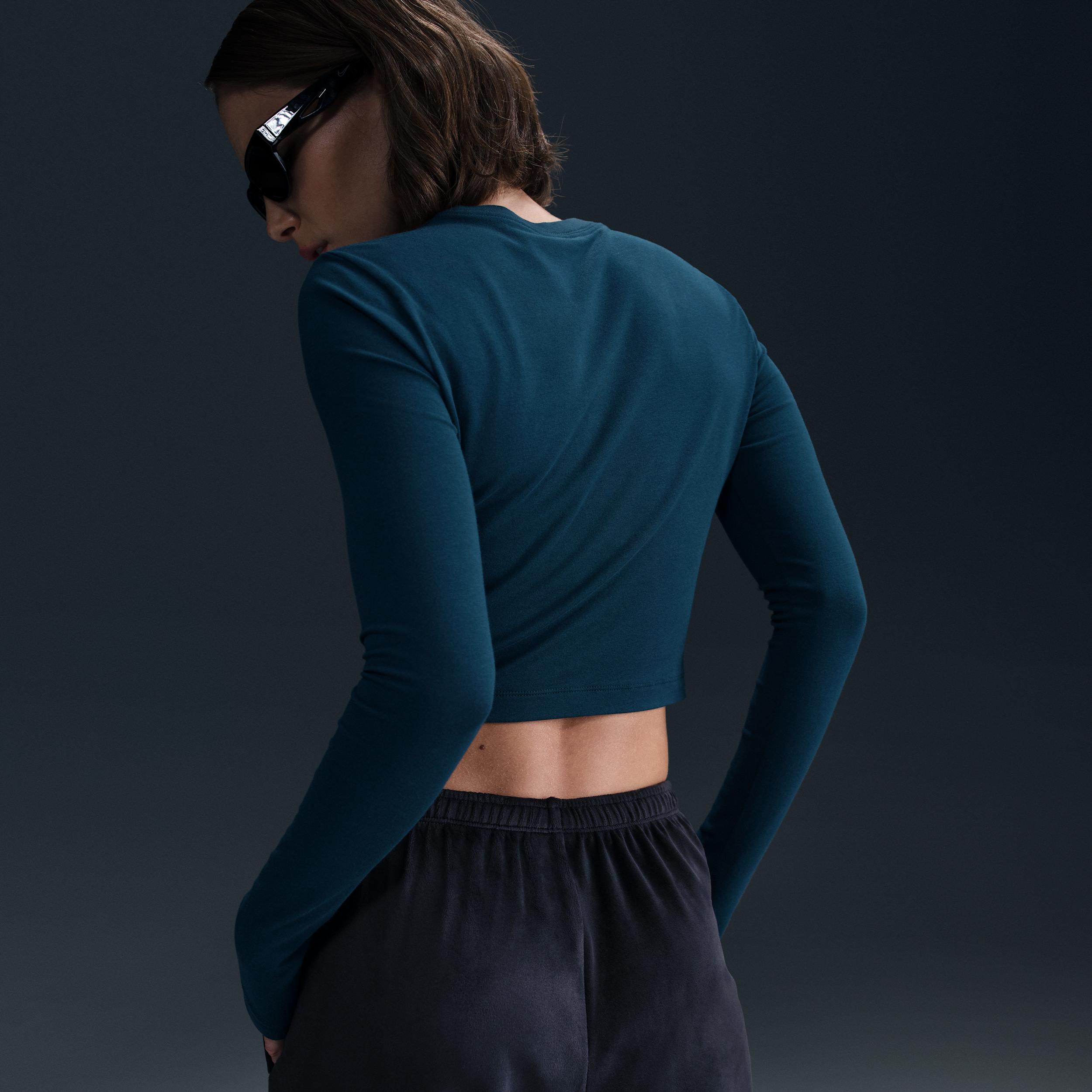 Nike Sportswear Chill Knit Women's Slim Long-Sleeve Cropped Top Product Image