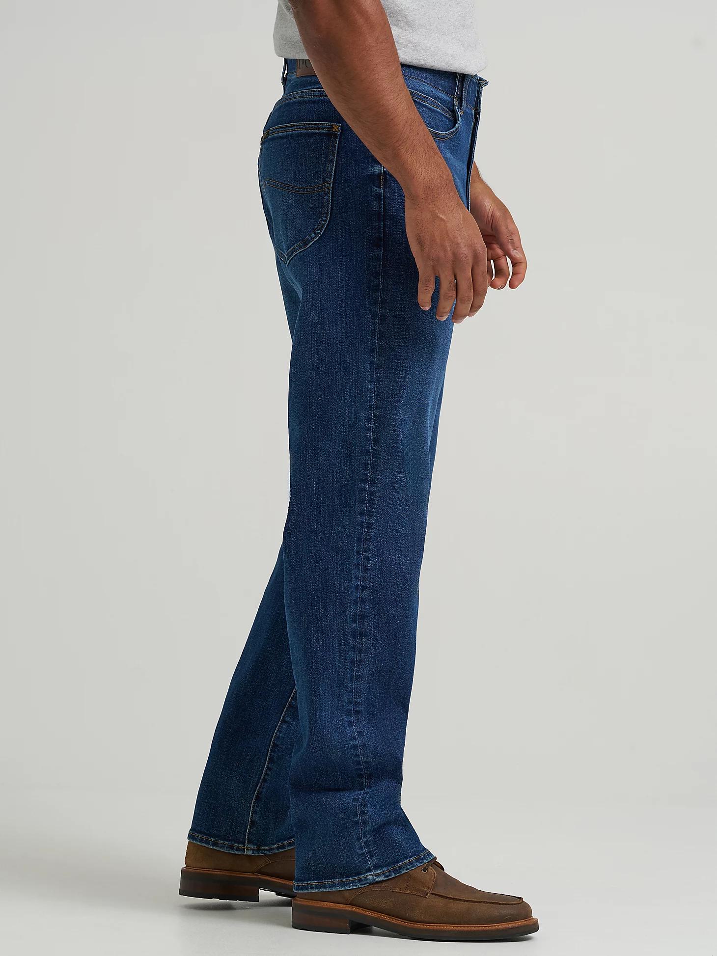 Men's Extreme Motion Loose Jean | Men's MEN | Lee® Product Image