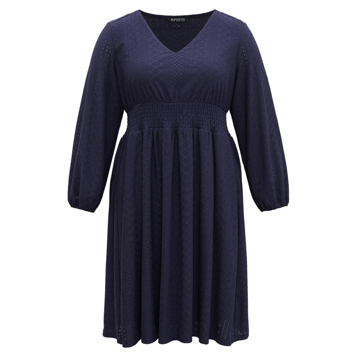 Plus Size Plain Textured Shirred Ruffle Hem Dress DarkBlue Women Casual Elastic cuffs V-neck Long Sleeve Curvy Midi Dress BloomChic 14-16/1X Product Image