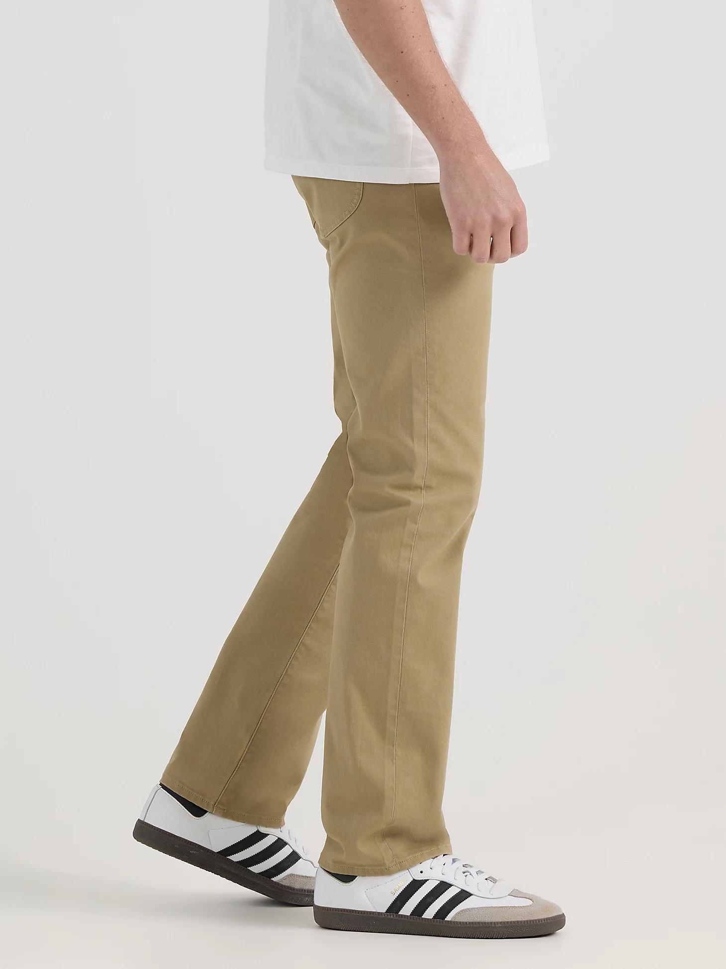 Men's Extreme Motion Regular Straight Twill Jean | Men's Jeans | Lee® Product Image