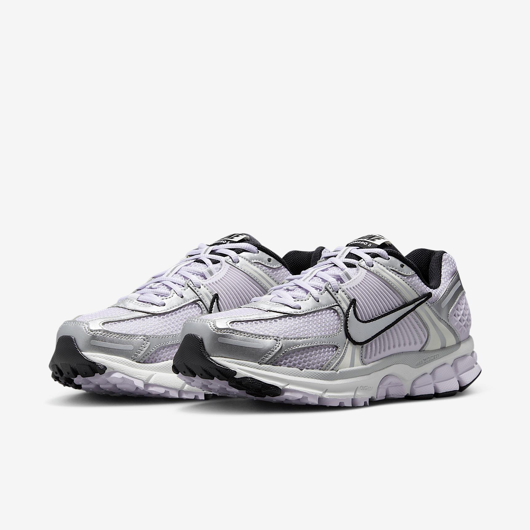 Nike Womens Zoom Vomero 5 Shoes | IB7253-500 Product Image