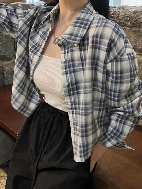 Vintage Plaid Short Loose Long Sleeve Blouse Product Image