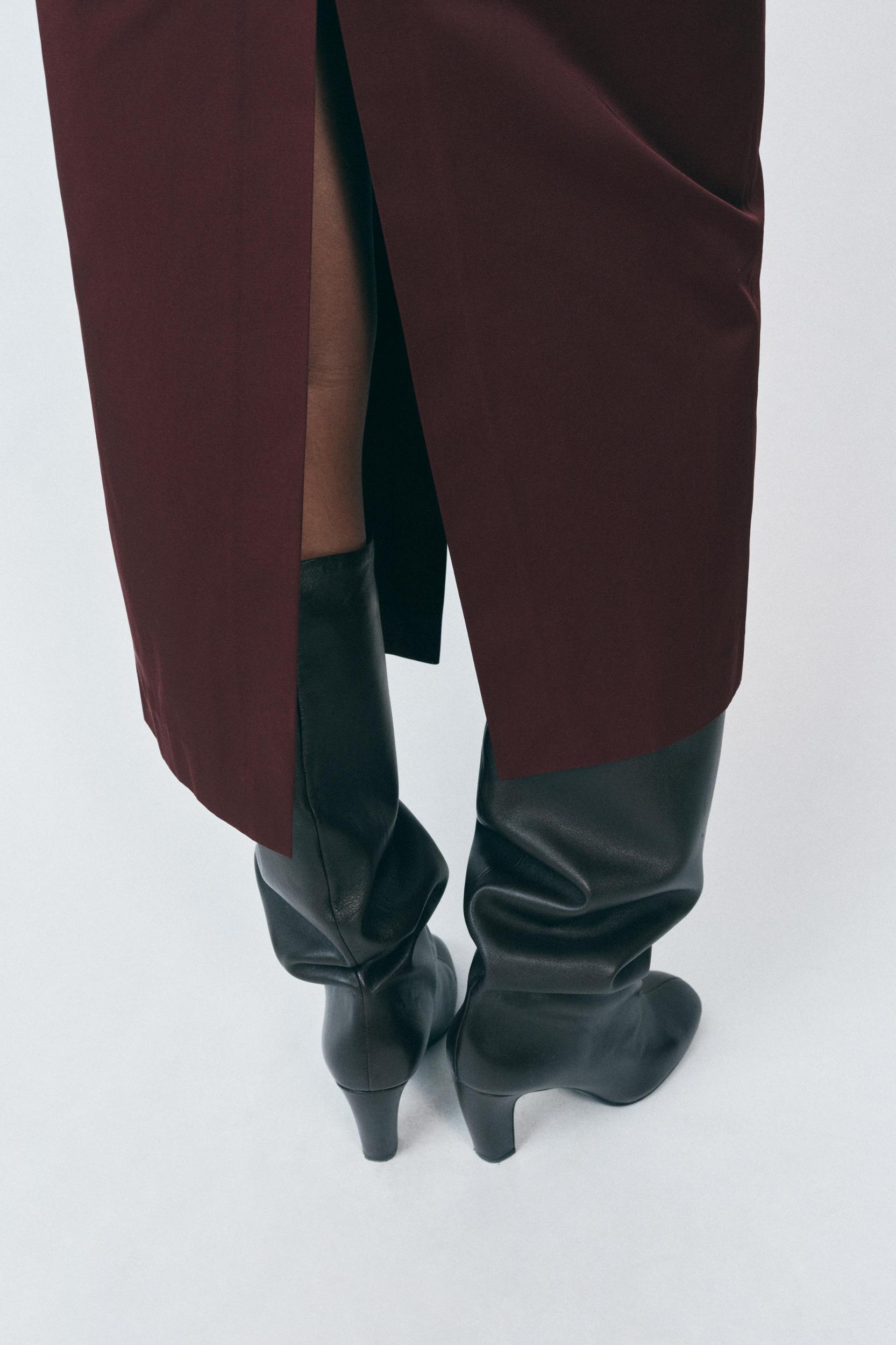 ZW COLLECTION SLIT PENCIL SKIRT Product Image