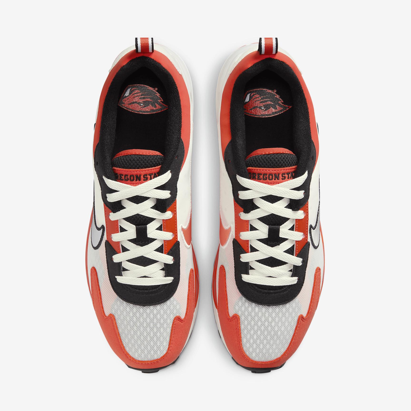 Oregon State Nike Air Max Solo Men's Shoes Product Image
