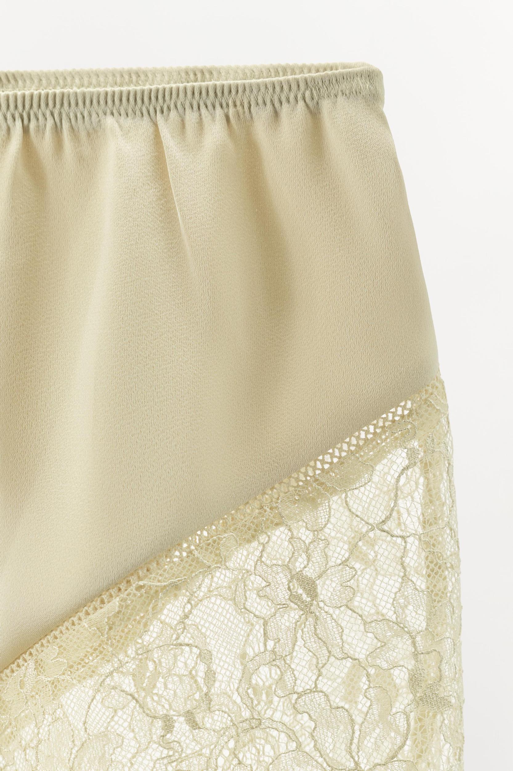 LIMITED EDITION SATIN EFFECT LACE SHORTS Product Image
